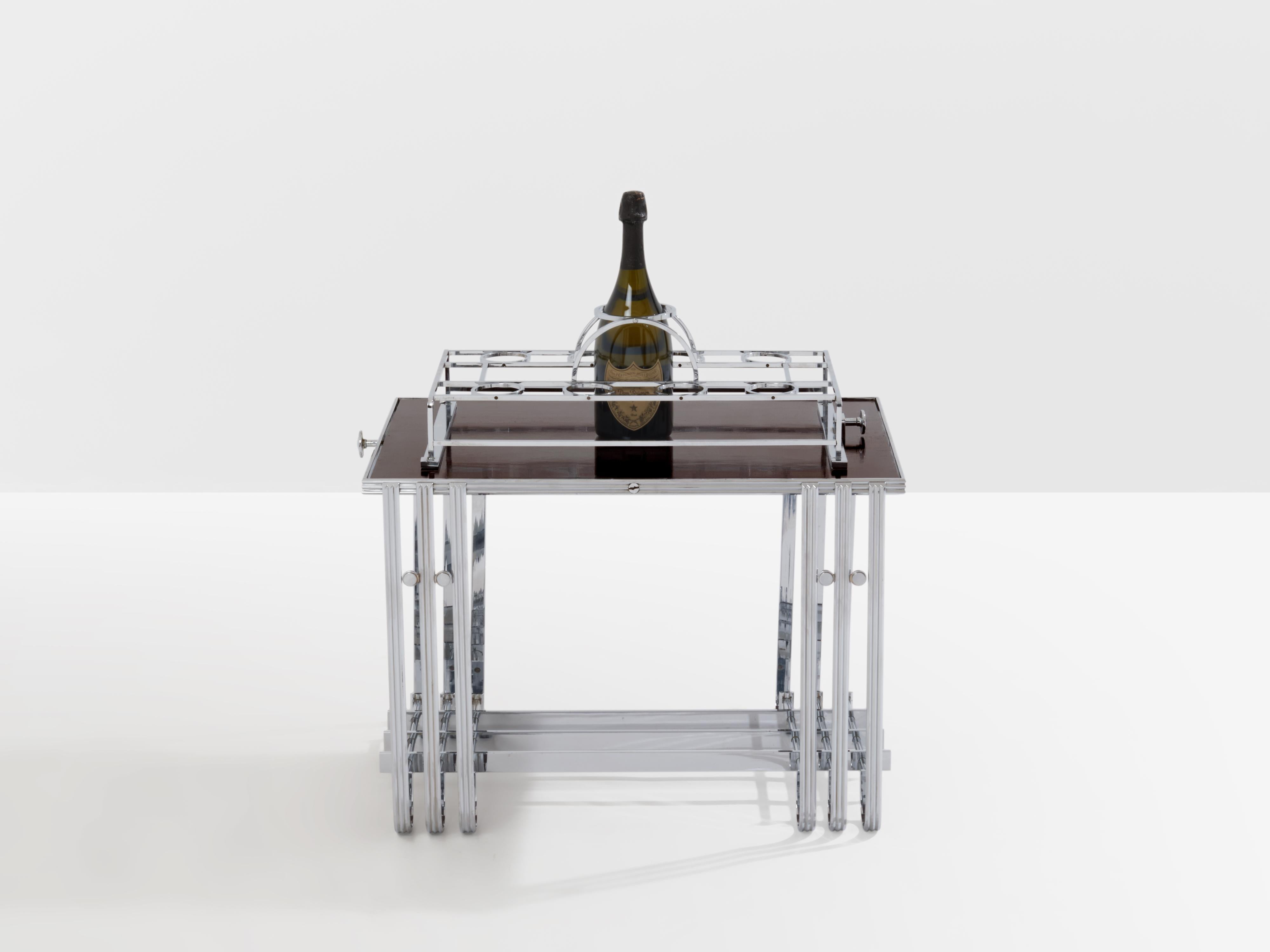 French modernist walnut boat bar table nickel-plated 1930s For Sale 1