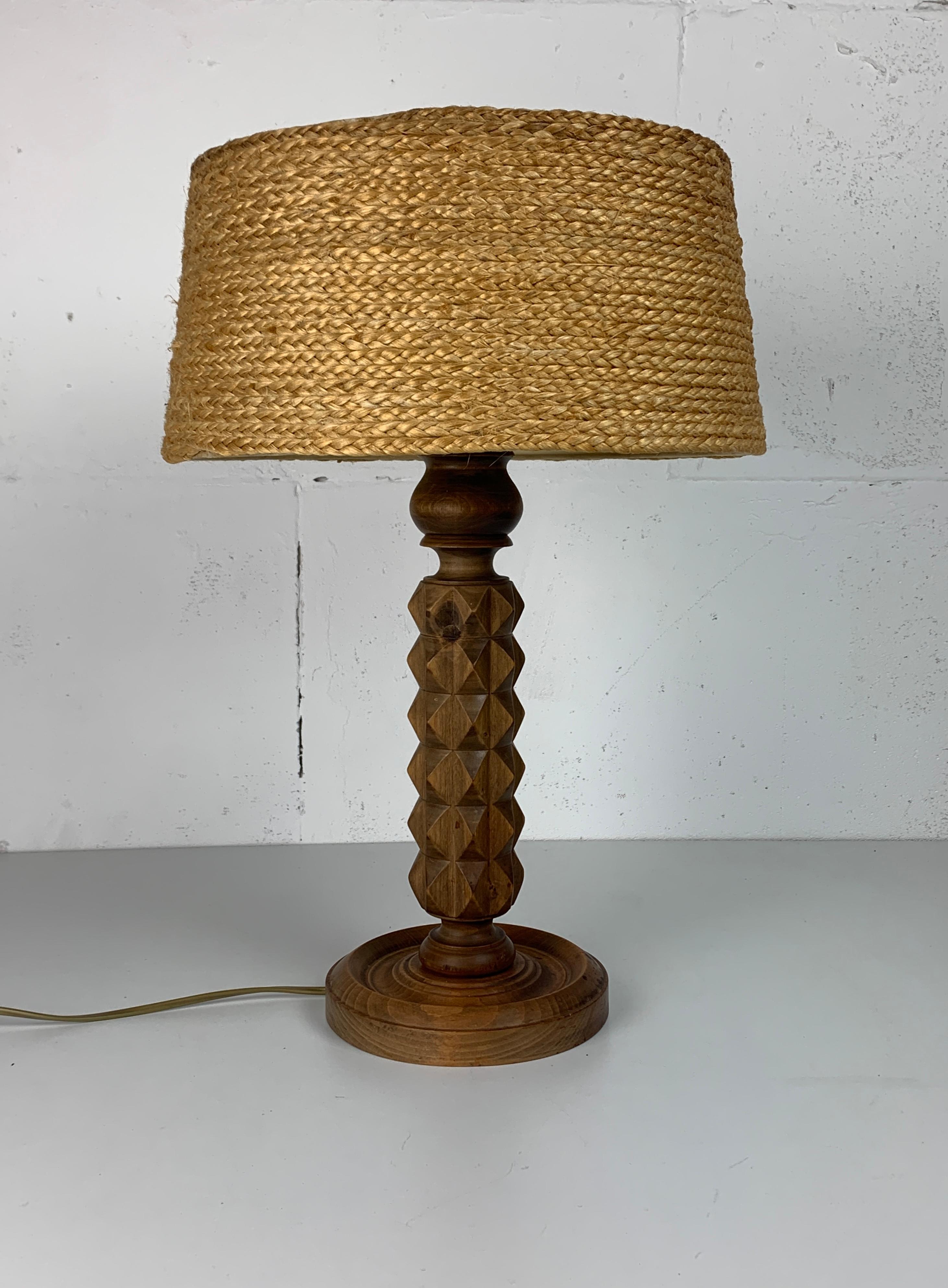 Art Deco French modernist wood turned table lamp in the style of Charles Dudouyt, 1940s
