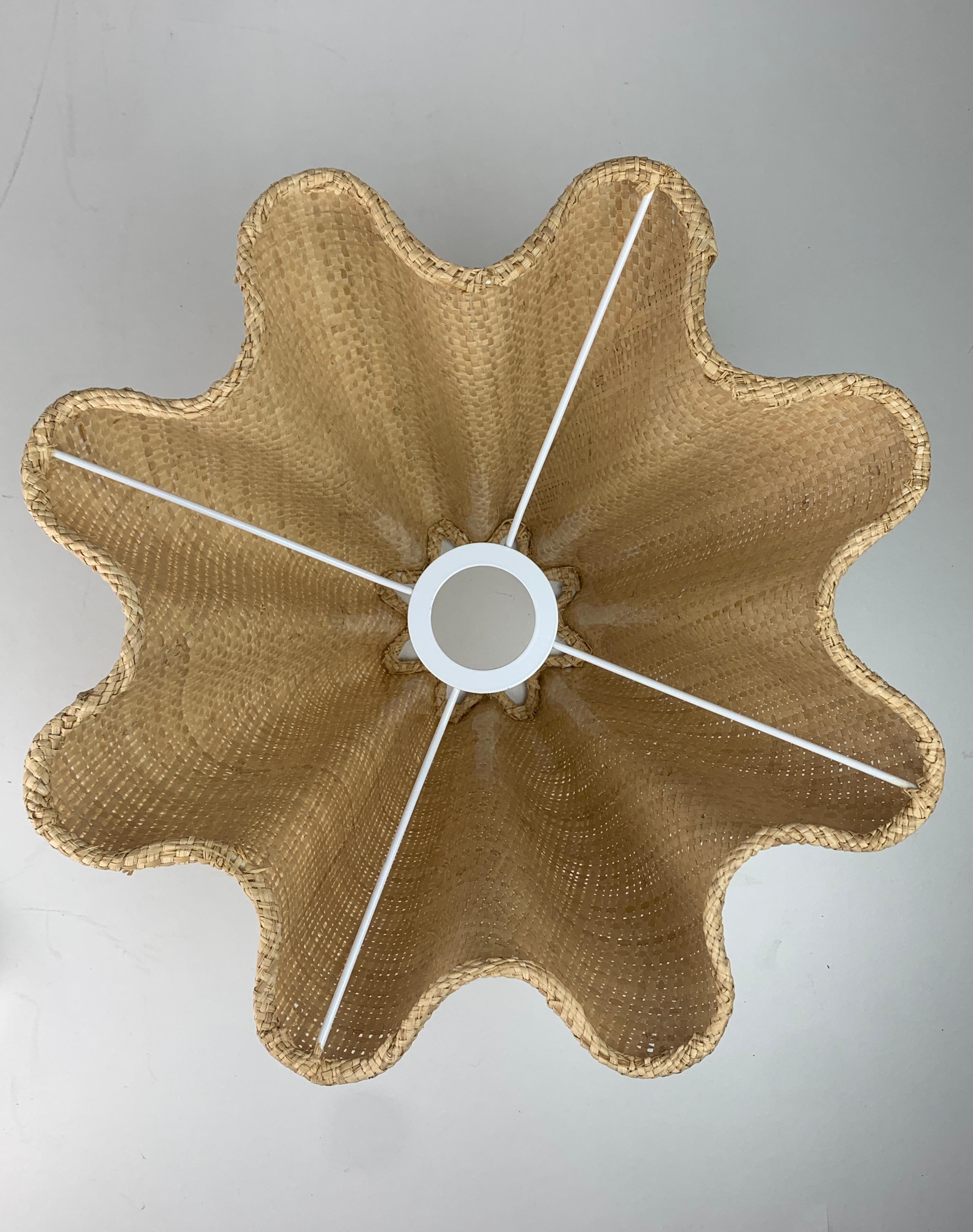 Lampe de table moderniste française en bois tourné dans le style de Charles Dudouyt, années 1950 en vente 3