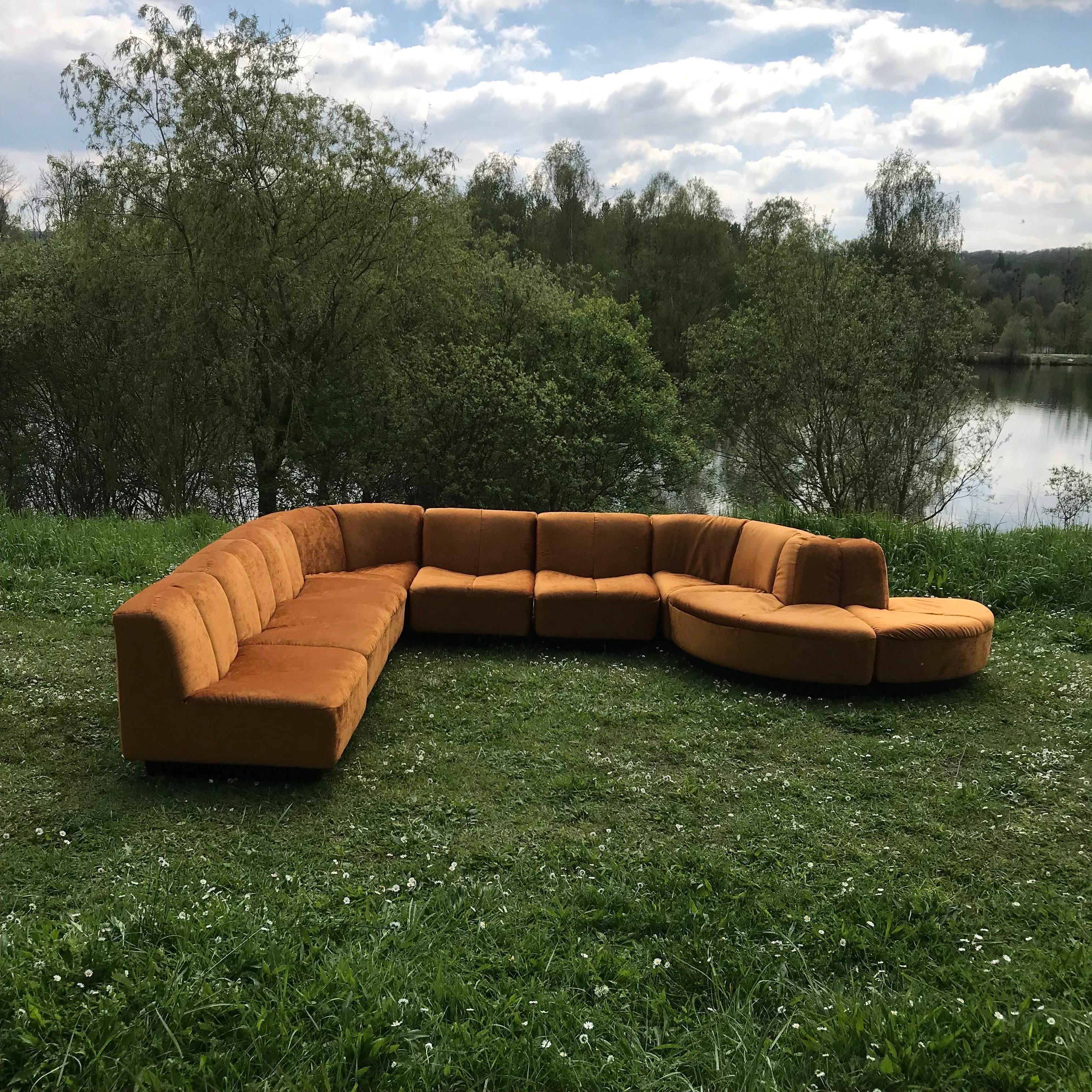 French modular sofa 1970s, 9 seats For Sale 3