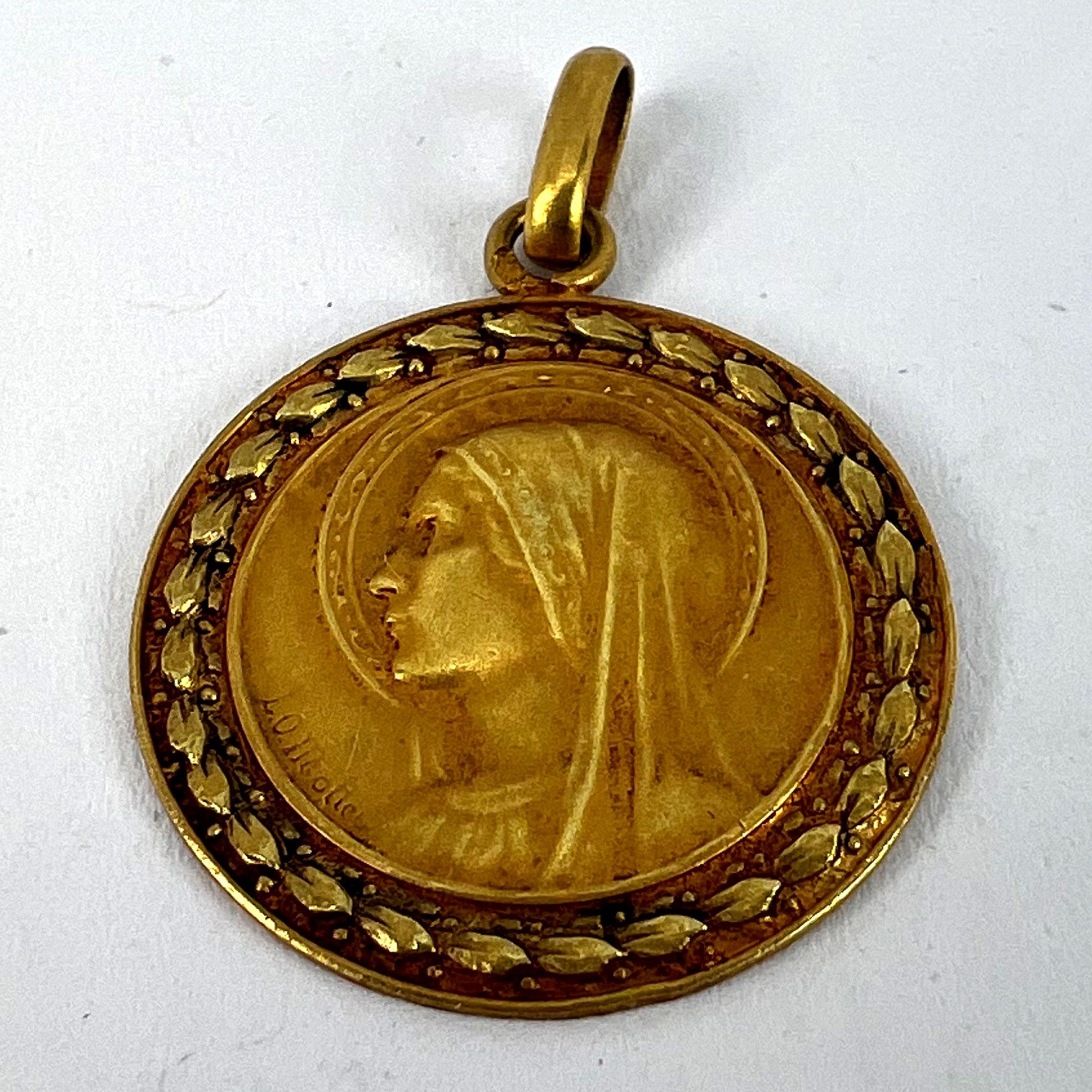 French Monet Virgin Mary 18K Yellow Gold Medal Pendant For Sale 7