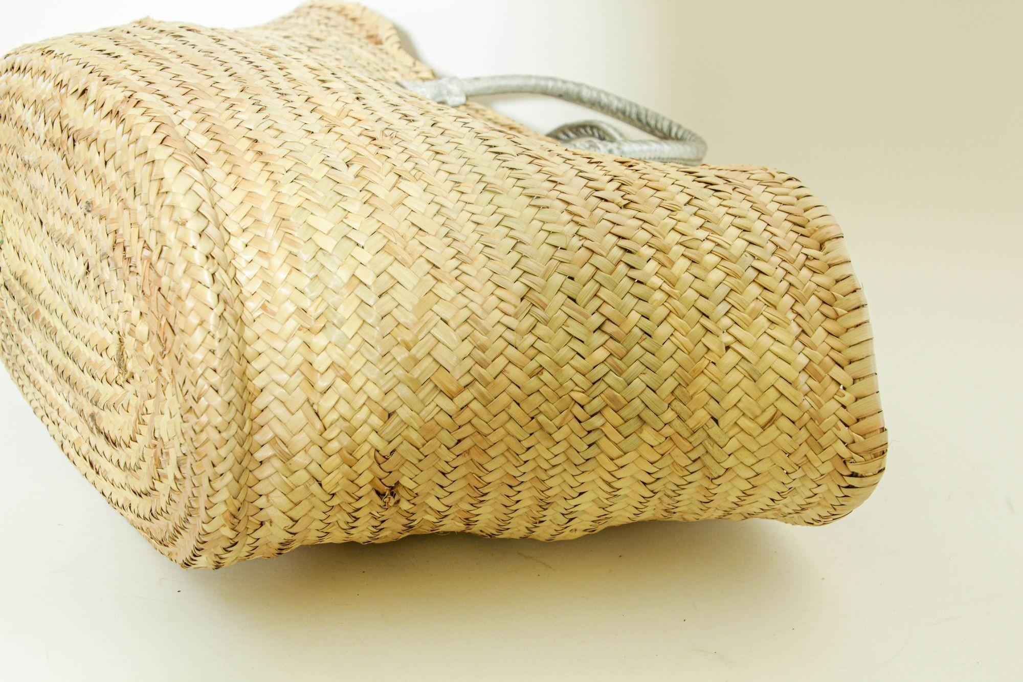 Sac fourre-tout marocain en paille avec poignées en cuir passepoil en vente 3