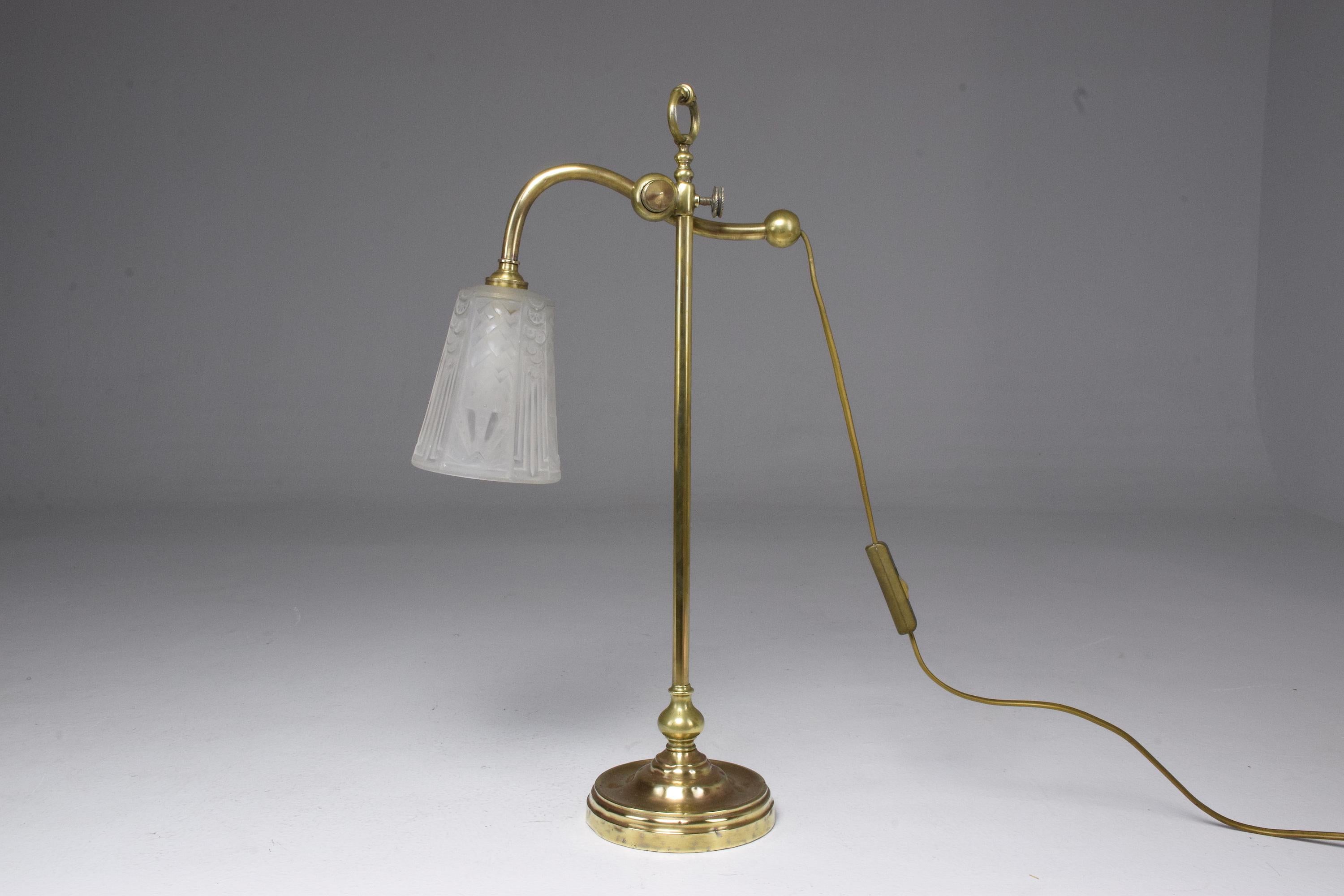 Polished French Muller Freres Art Deco Brass Table Lamp, 1930s