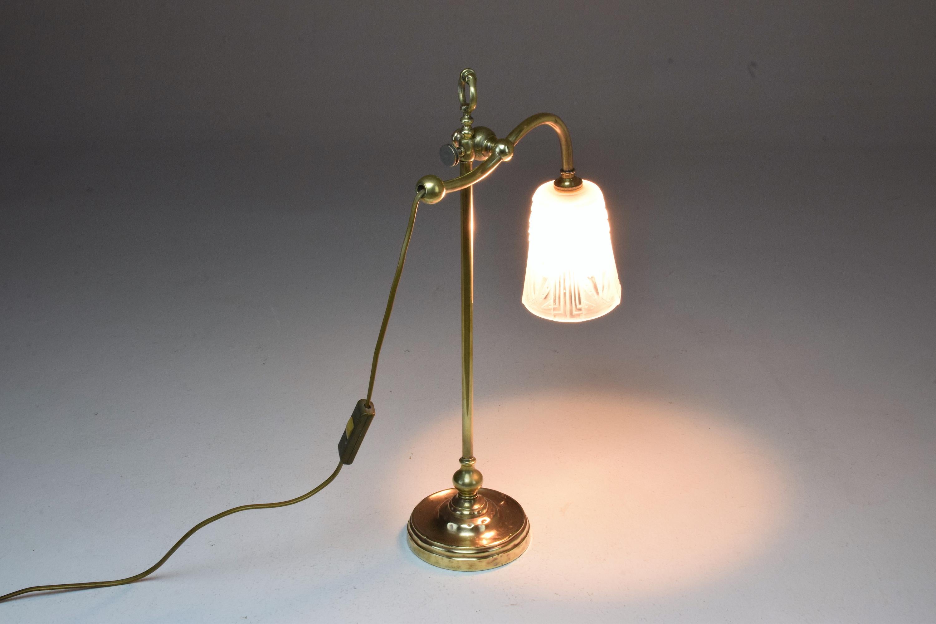 French Muller Freres Art Deco Brass Table Lamp, 1930s 1