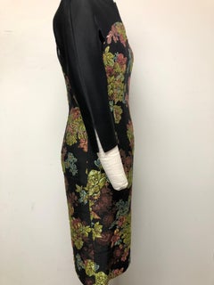 Broccato francese multi floreale oro rosa con inserto in raso nero e maniche a 3/4