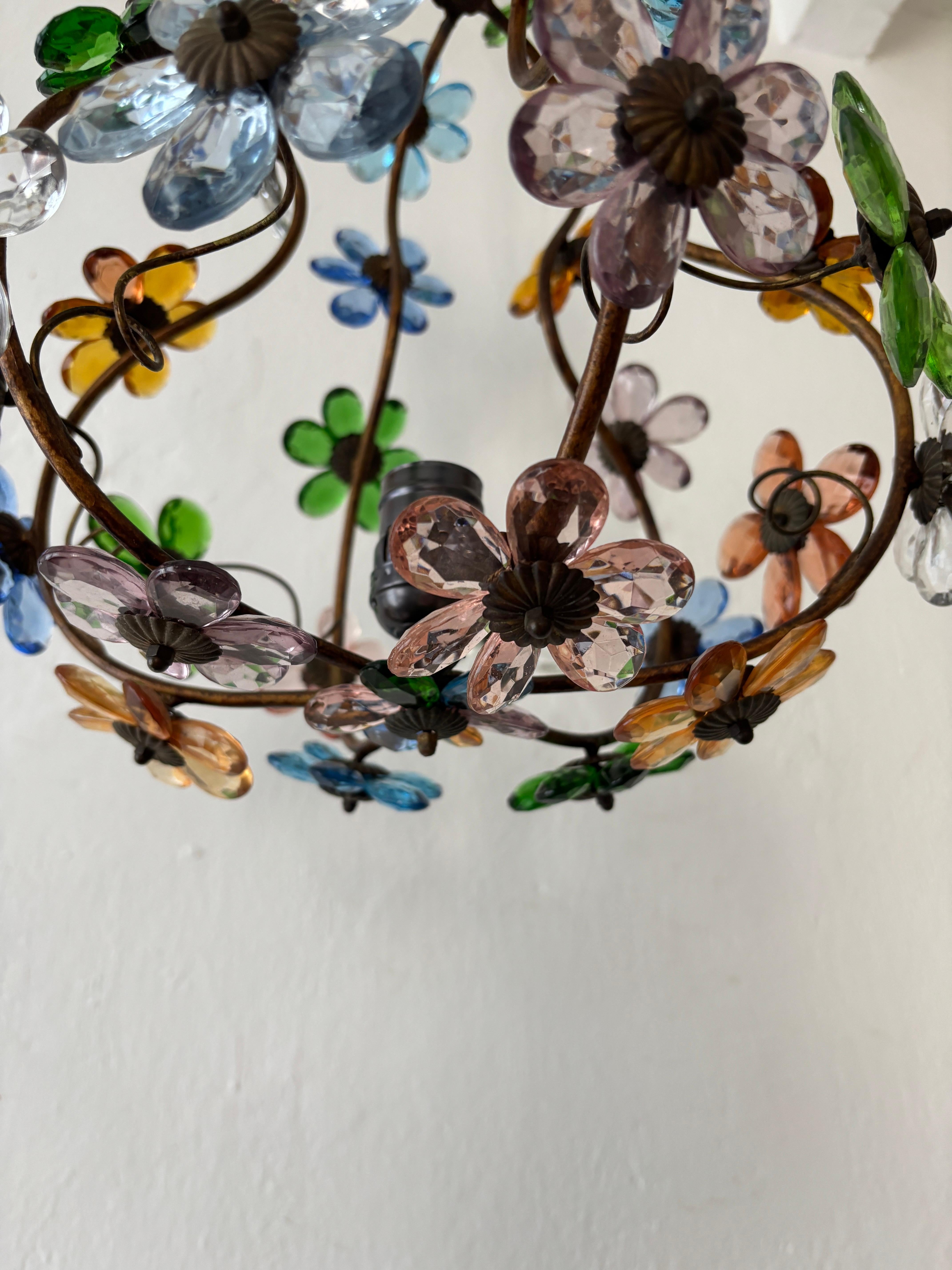 Lustre rare de la Maison Baguès avec prisme en cristal à fleurs multicolores en vente 4
