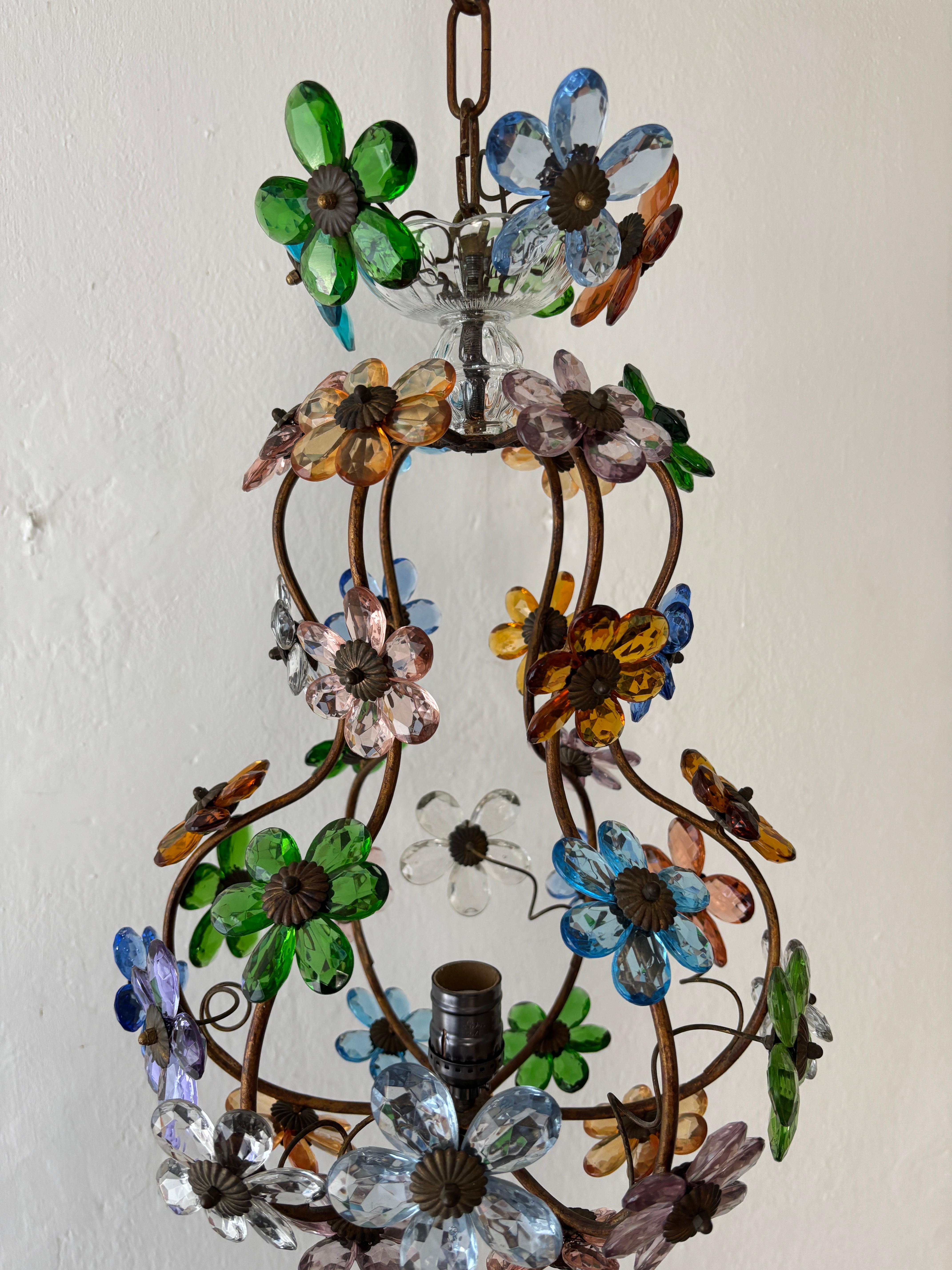 Lustre rare de la Maison Baguès avec prisme en cristal à fleurs multicolores Bon état - En vente à Firenze, Toscana