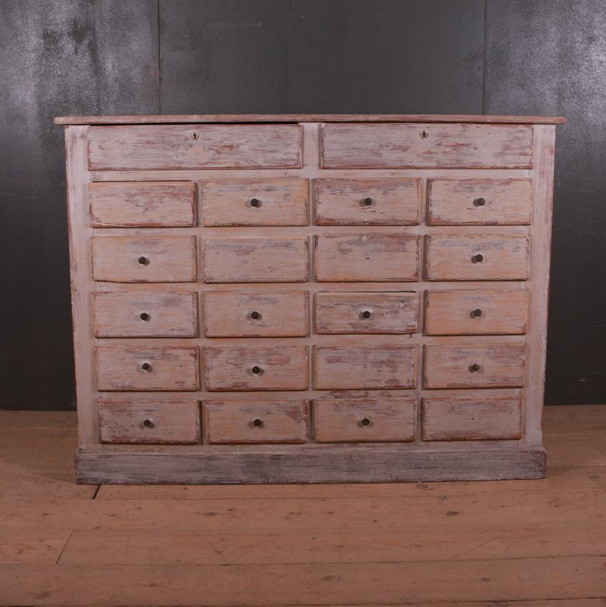 Good French original painted pine multi drawer chest, 1840. Missing handles will be replaced.

Dimensions:
60.5 inches (154 cms) wide
22.5 inches (57 cms) deep
45.5 inches (116 cms) high.
