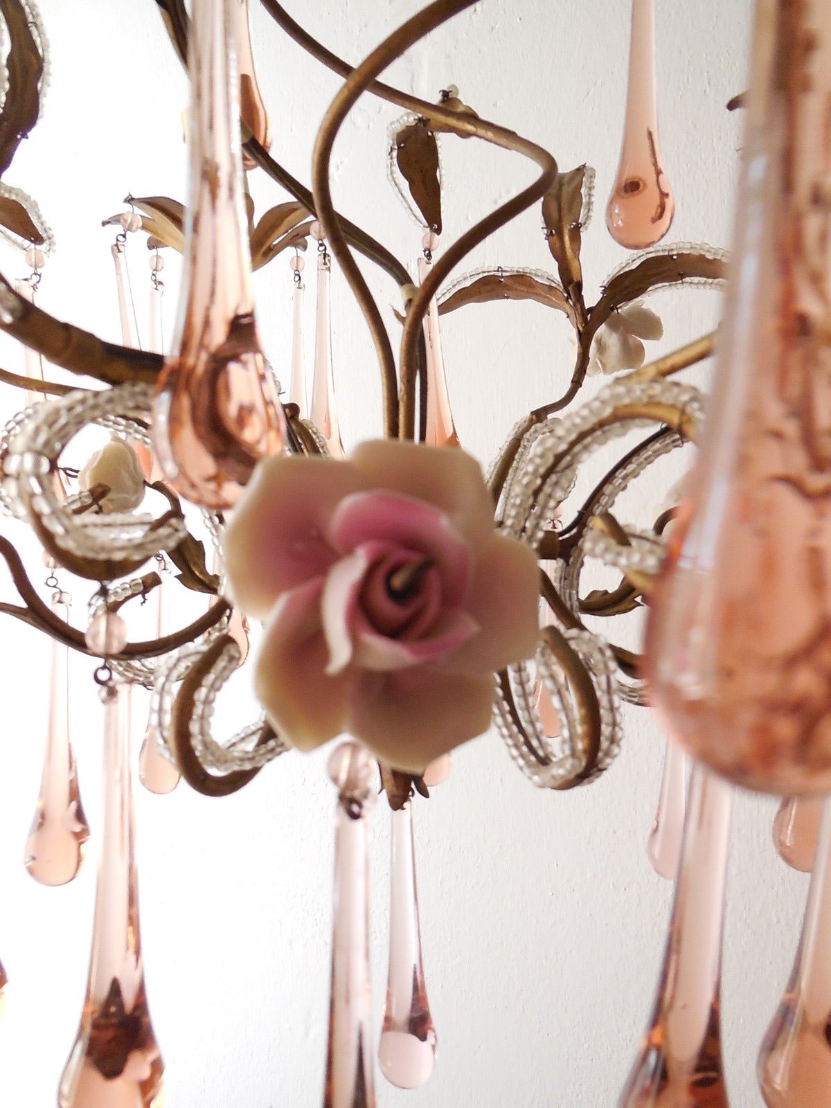 Crystal French Maison Bagues Style Pink Drops Beaded Porcelain Roses Tole Chandelier For Sale