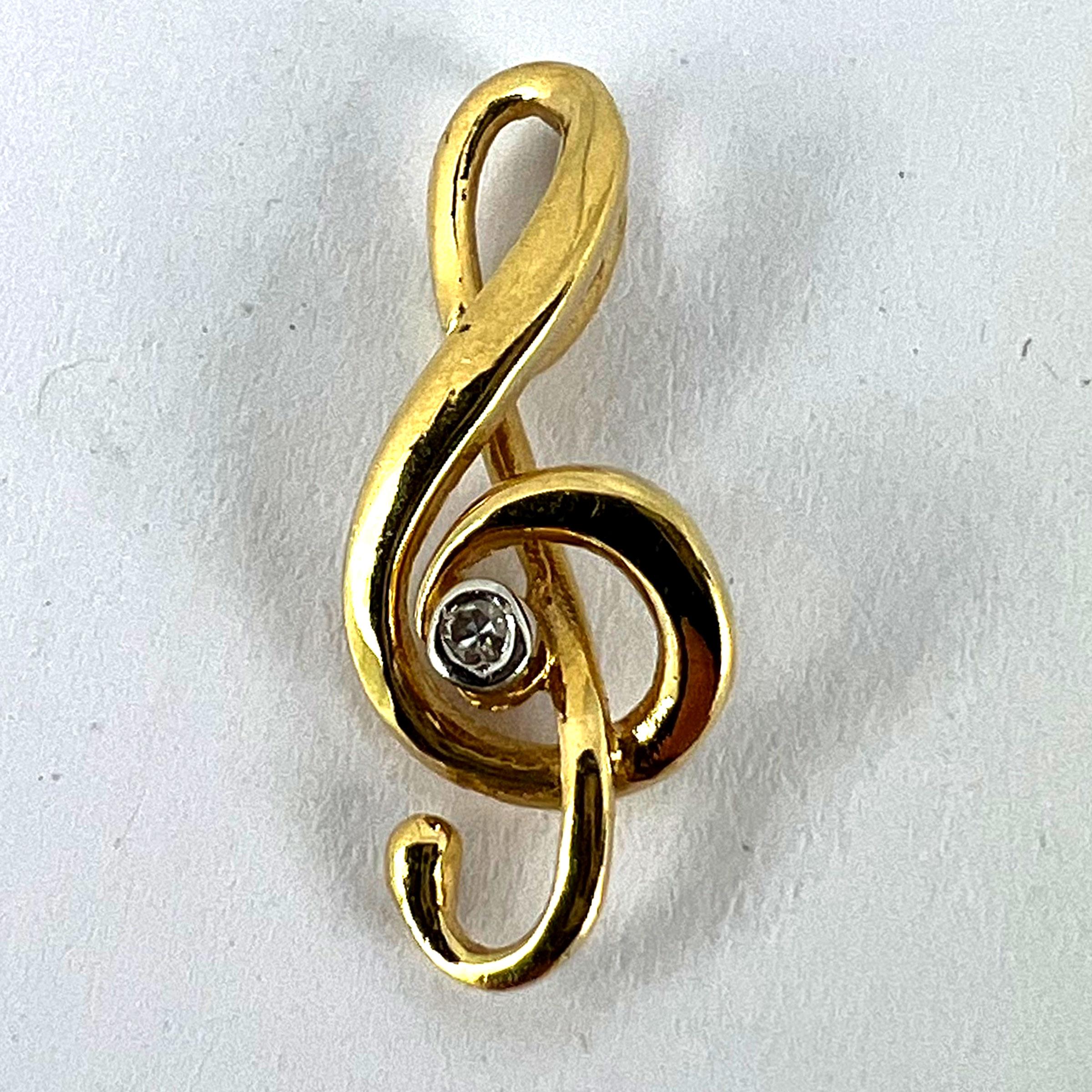 French Music Treble Clef Diamond 18K Yellow Gold Charm Medal Pendant For Sale 7