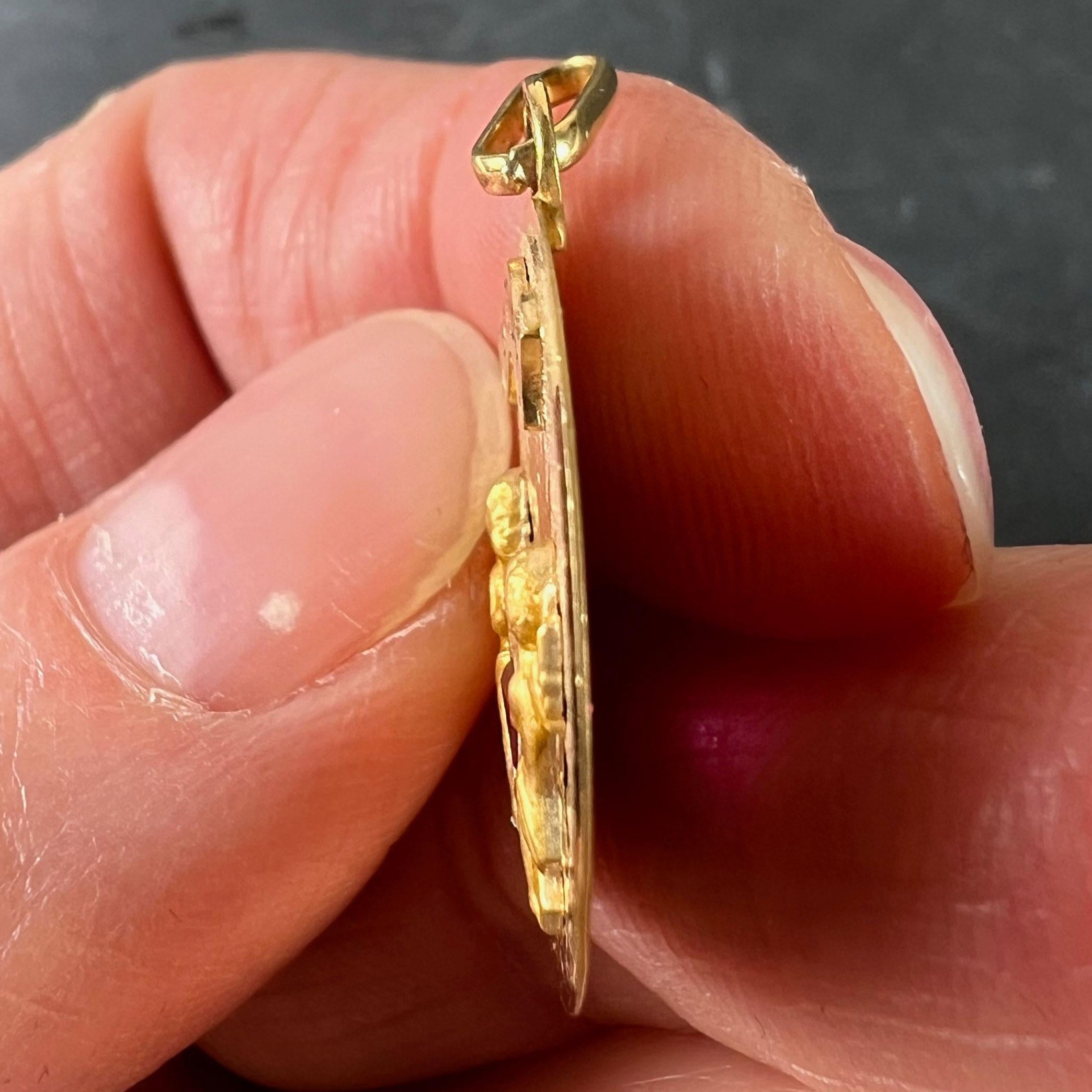 French My Heart Beats For You Il Bat Pour Toi Pendentif Rubis Love en or jaune 18K en vente 2