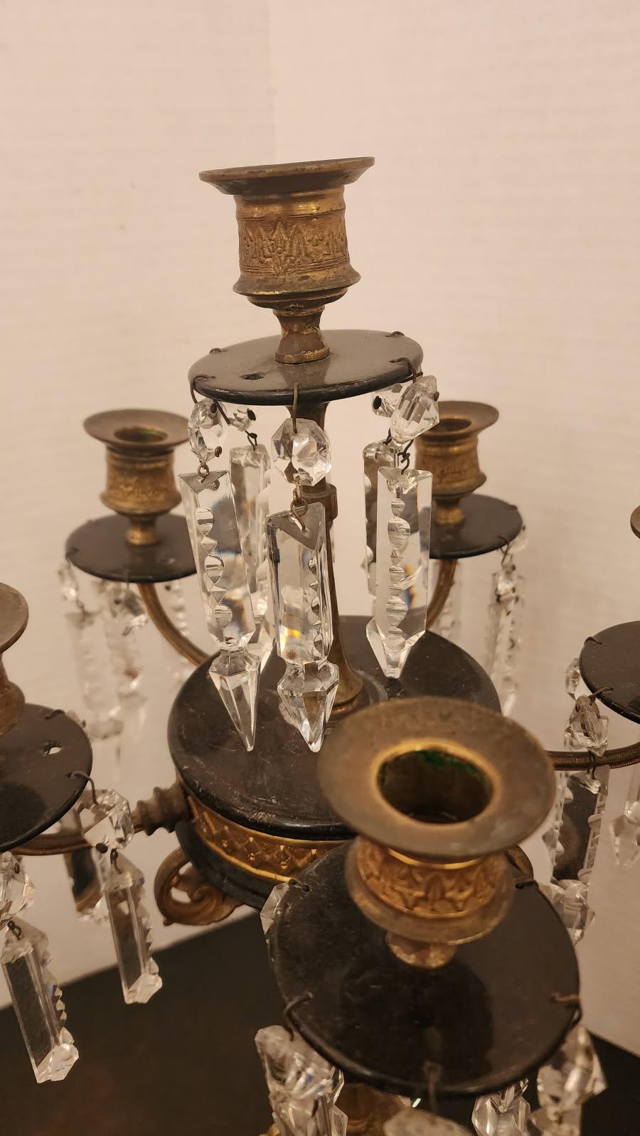 Coppia di candelabri francesi Napoleone in bronzo in vendita 5
