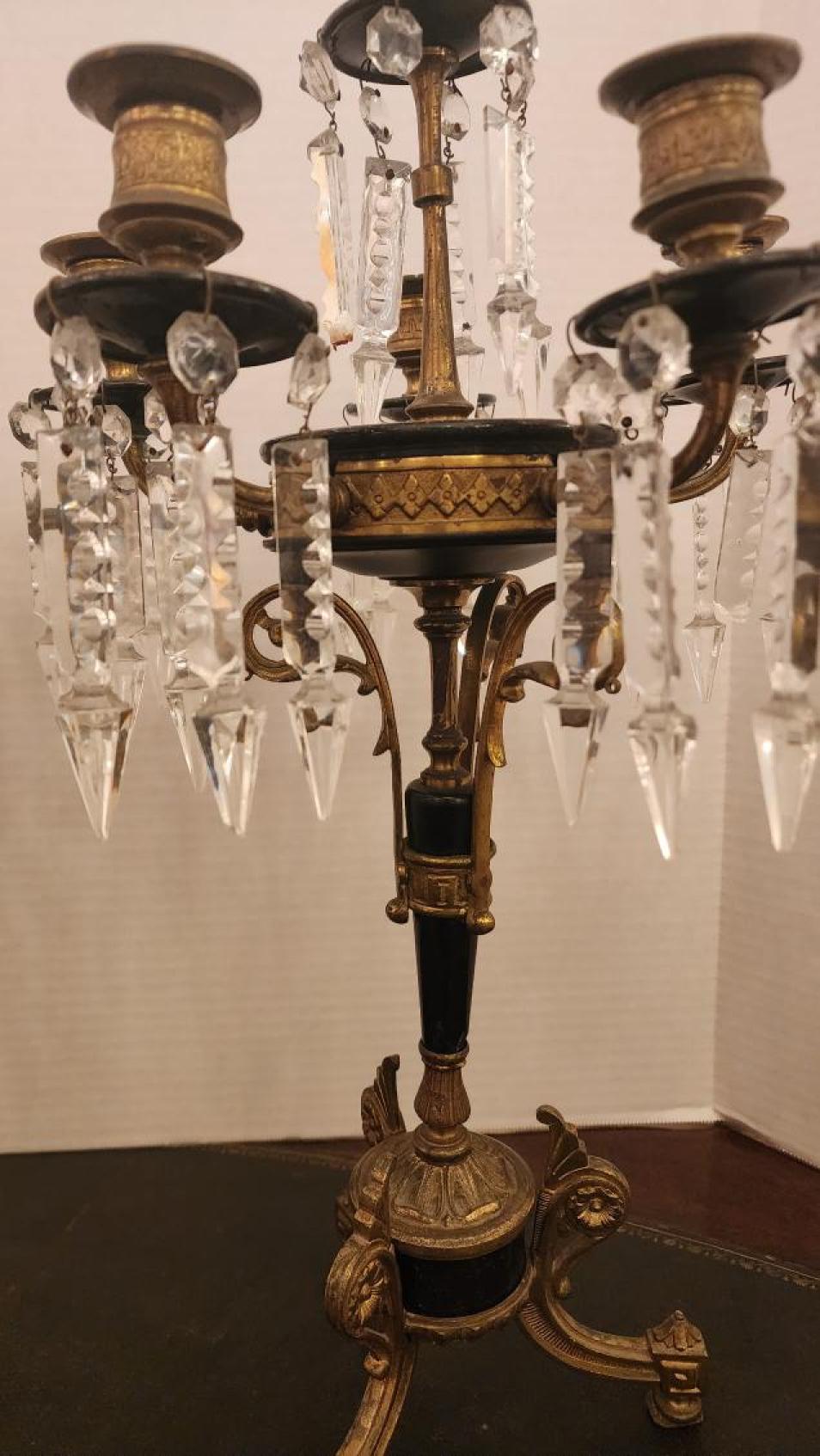 Coppia di candelabri francesi Napoleone in bronzo in vendita 1