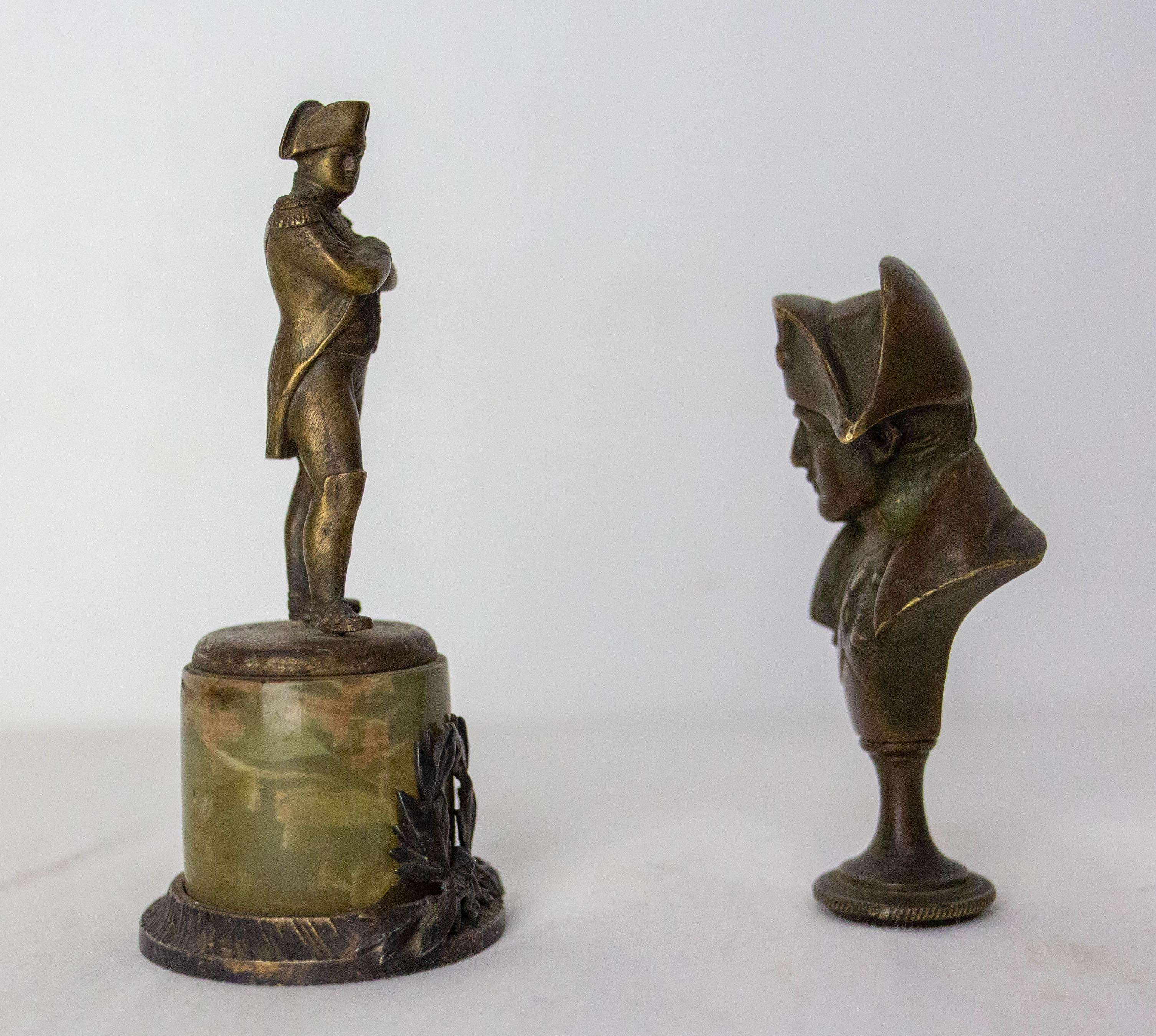 Paire de statuettes Napoléon Ier en laiton et marbre vers 1810 en vente 7