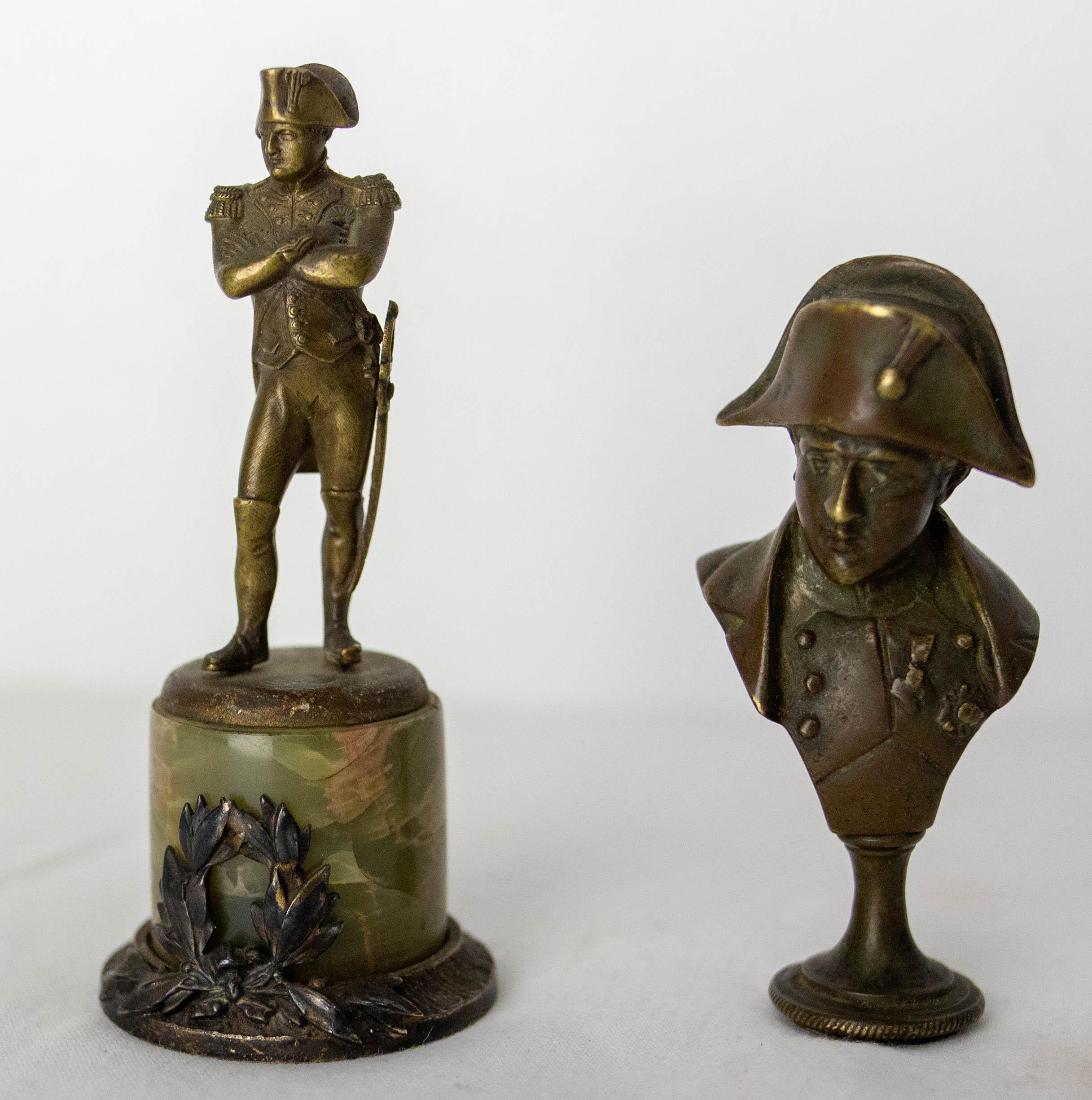 Paire de statuettes Napoléon Ier en laiton et marbre vers 1810 en vente 1