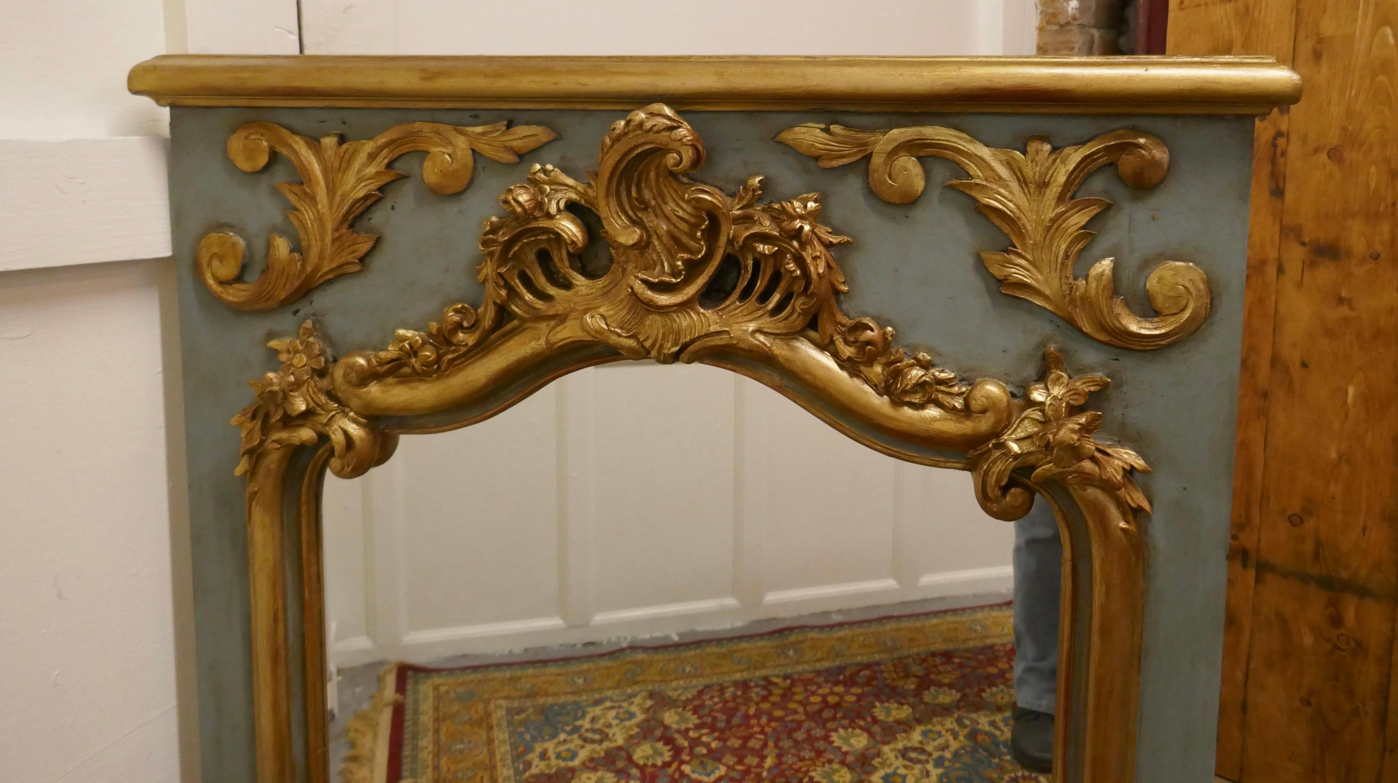 French Napoleon II Carved Gilt and Painted Console Mirror In Good Condition For Sale In Chillerton, Isle of Wight