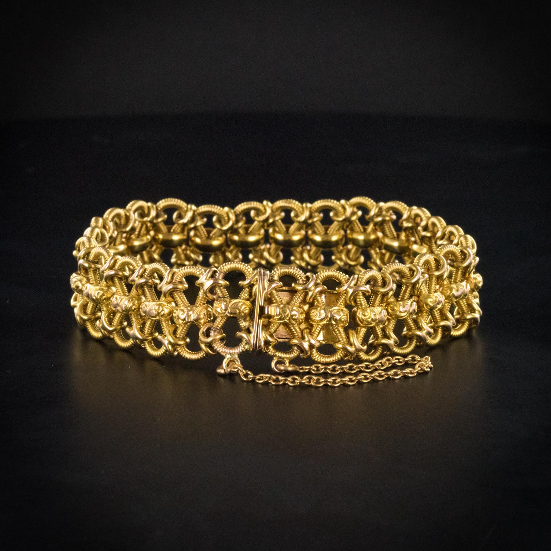 French Napoleon III 18 Karat Satin Yellow Gold Chain Bracelet 1