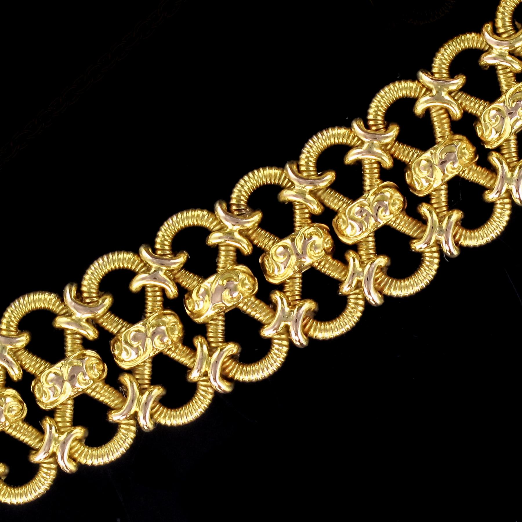 French Napoleon III 18 Karat Satin Yellow Gold Chain Bracelet 4