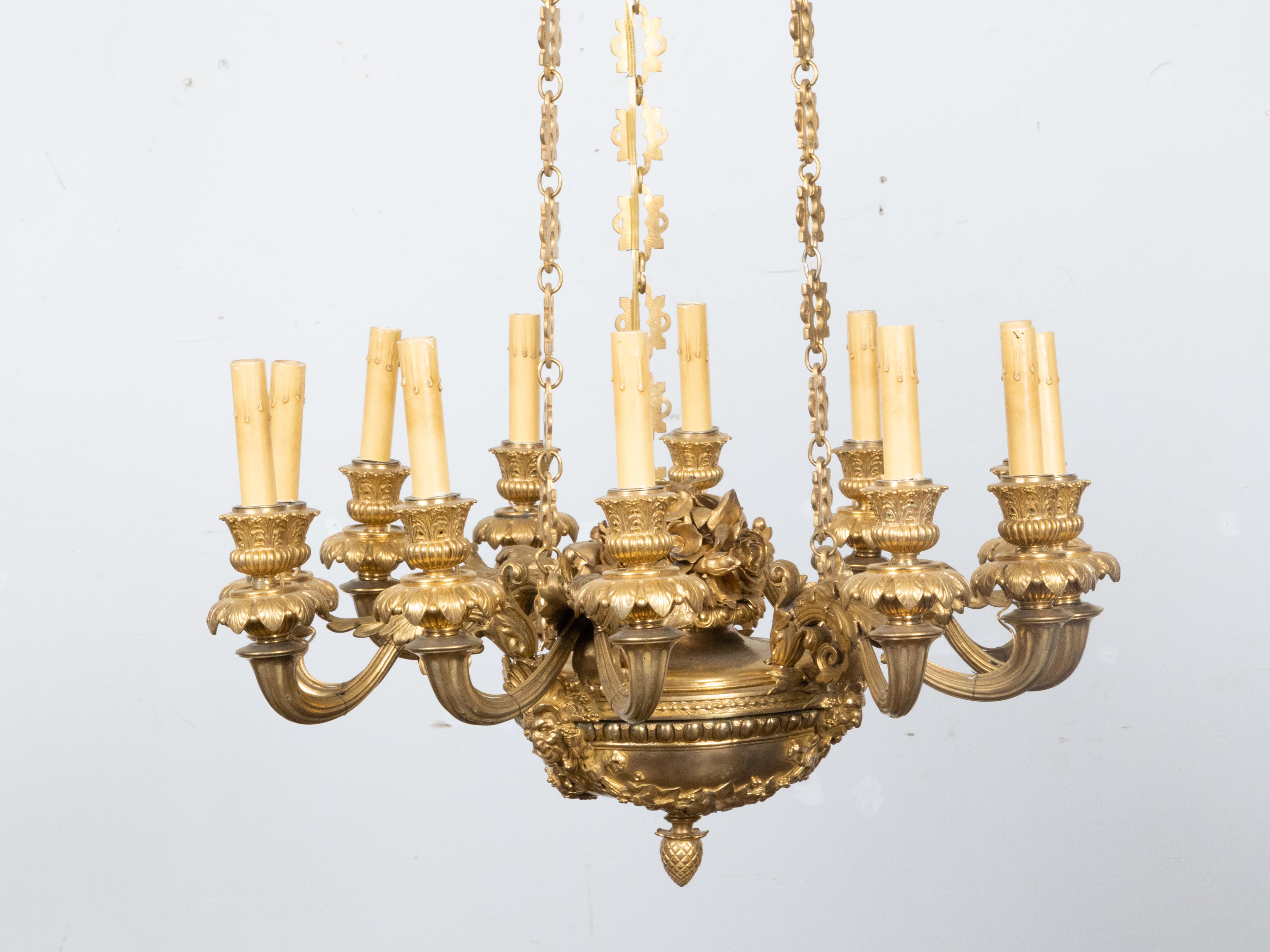 French Napoléon III 19th Century Gilt Bronze 12 Light Chandelier with Mascarons For Sale 2