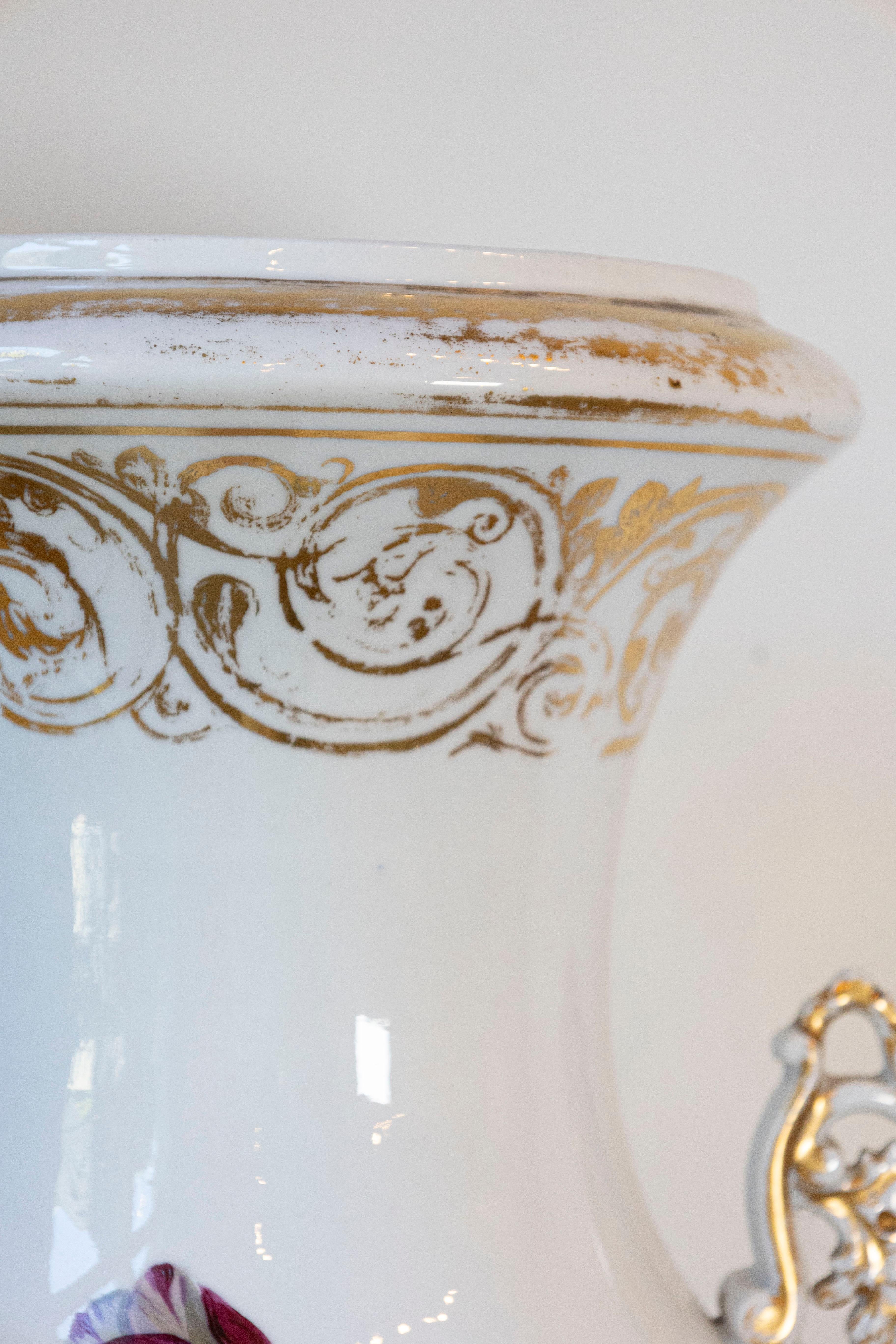 French Napoleon III 19th Century Hand-Painted Porcelain Vase with Floral Décor For Sale 6
