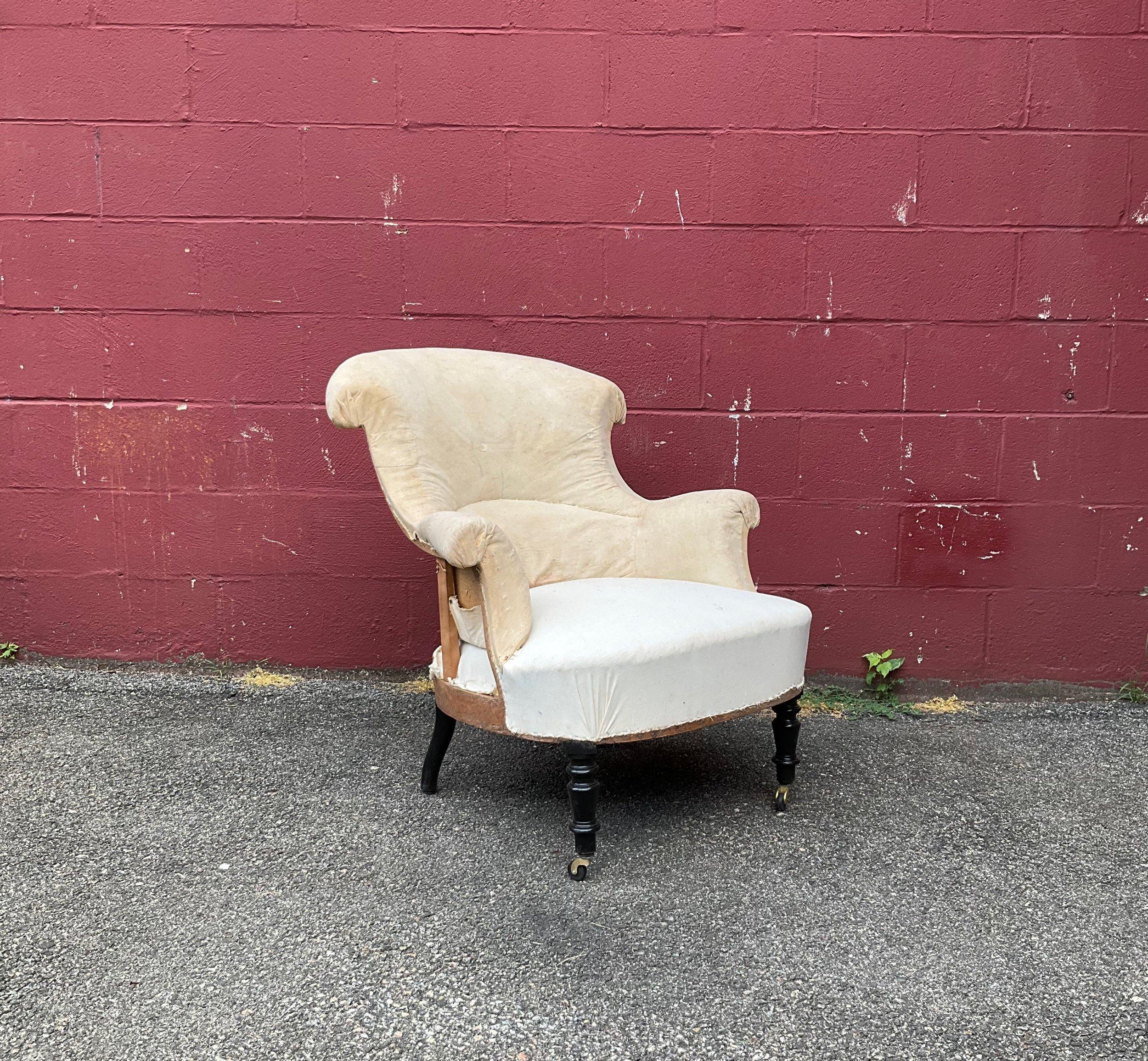 French Napoleon III Armchair in Muslin 2