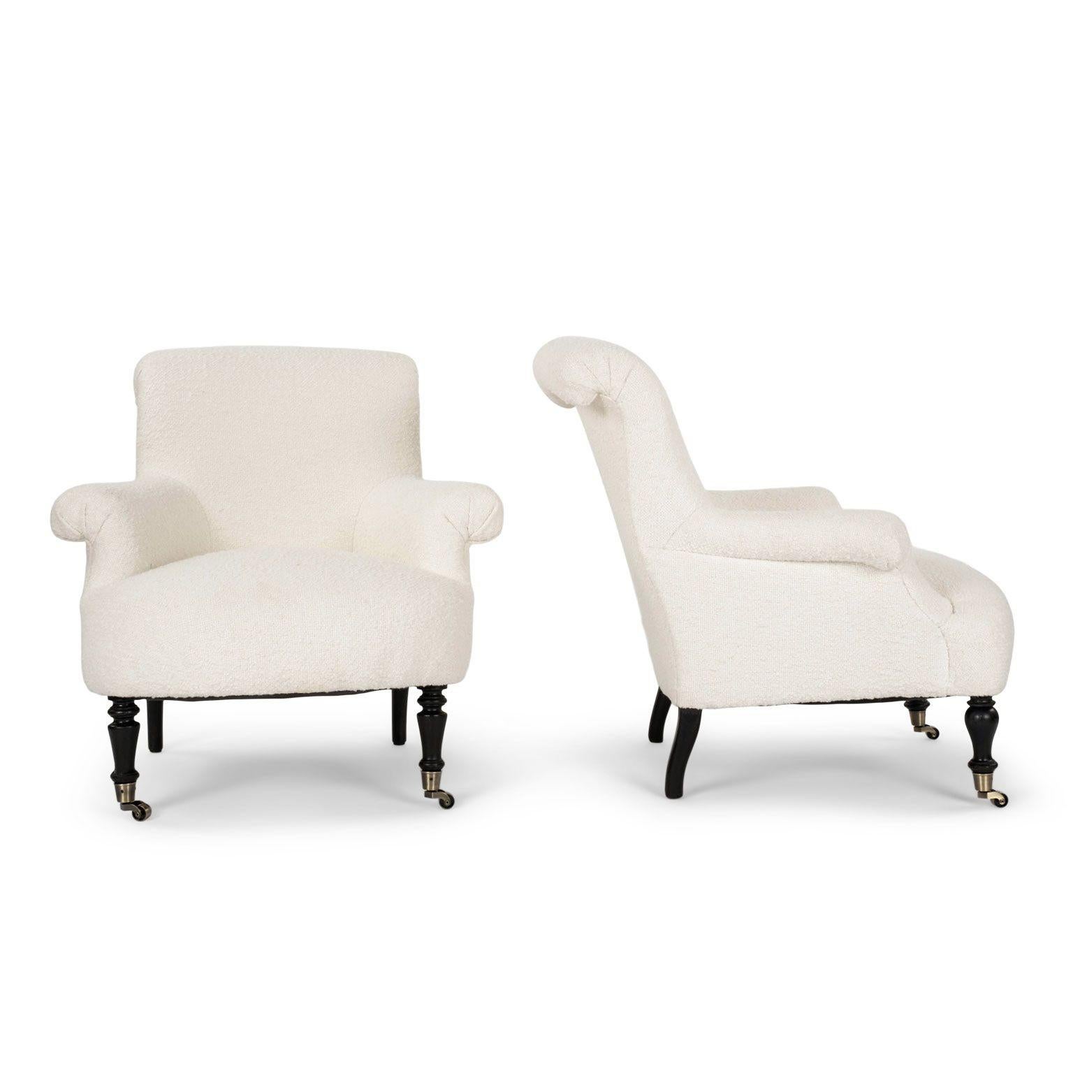 French Napoleon III Armchair in White Boucle For Sale 4