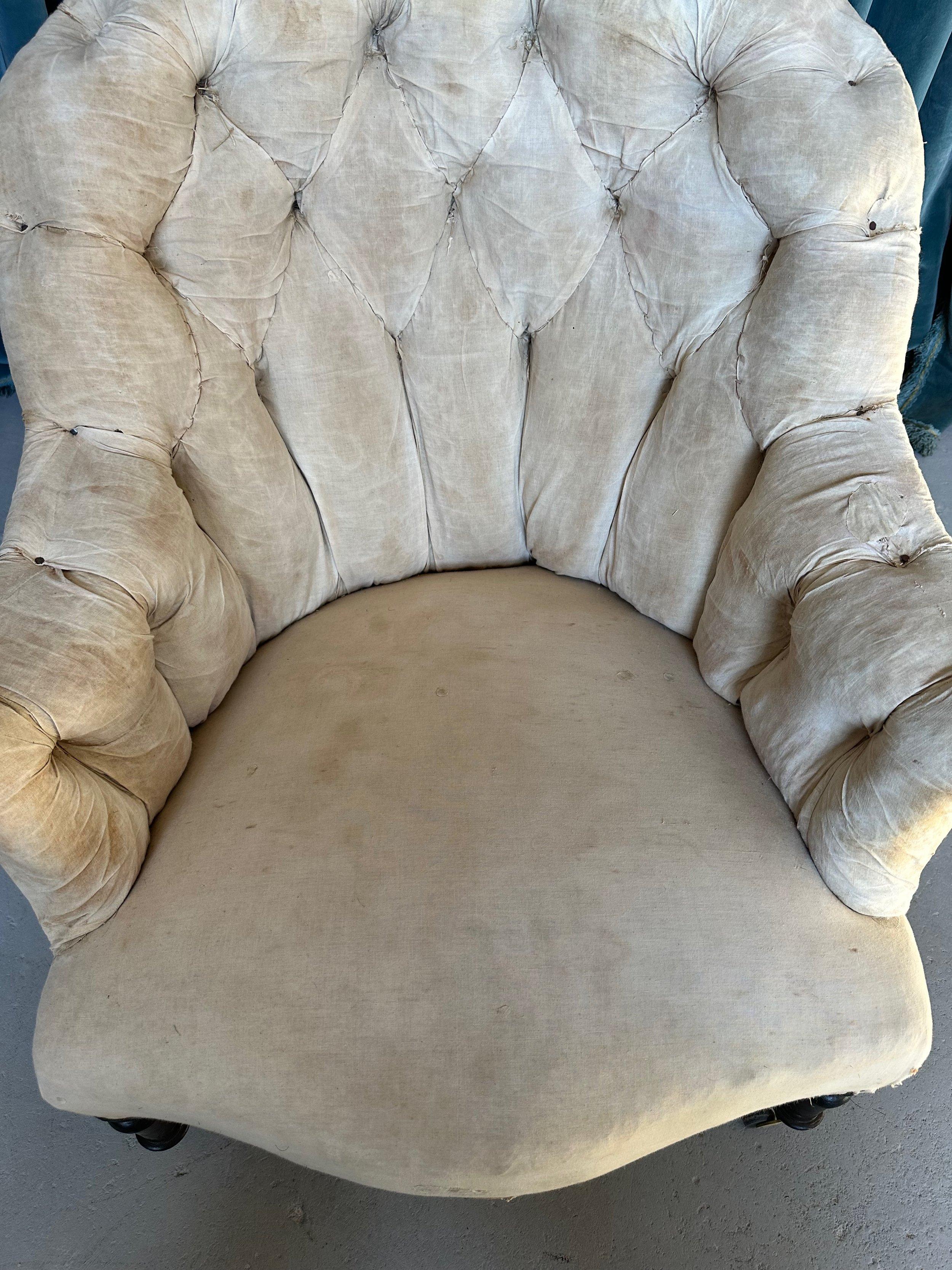 French Napoleon III Armchair with Tufted Back For Sale 7