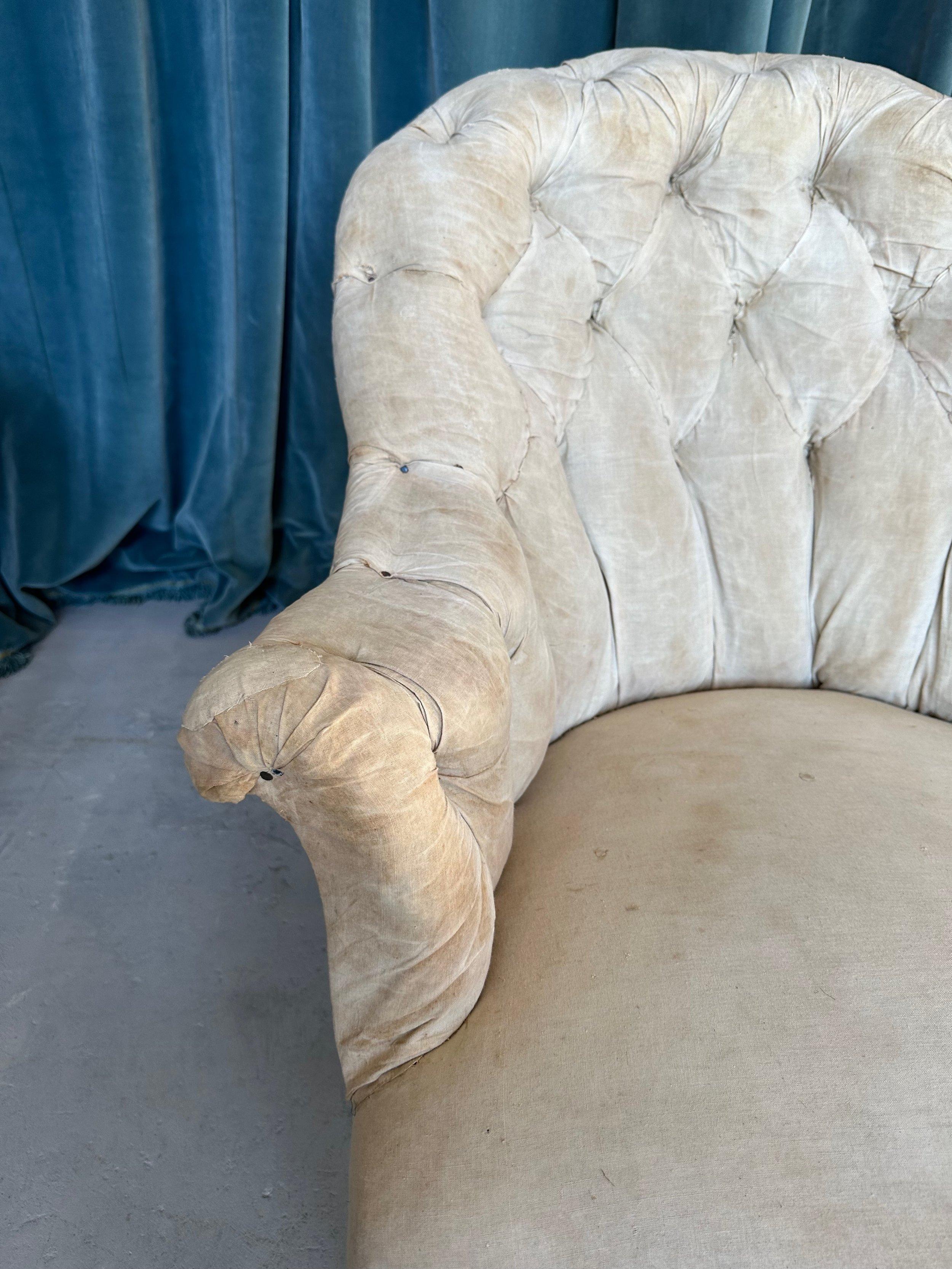 French Napoleon III Armchair with Tufted Back For Sale 3