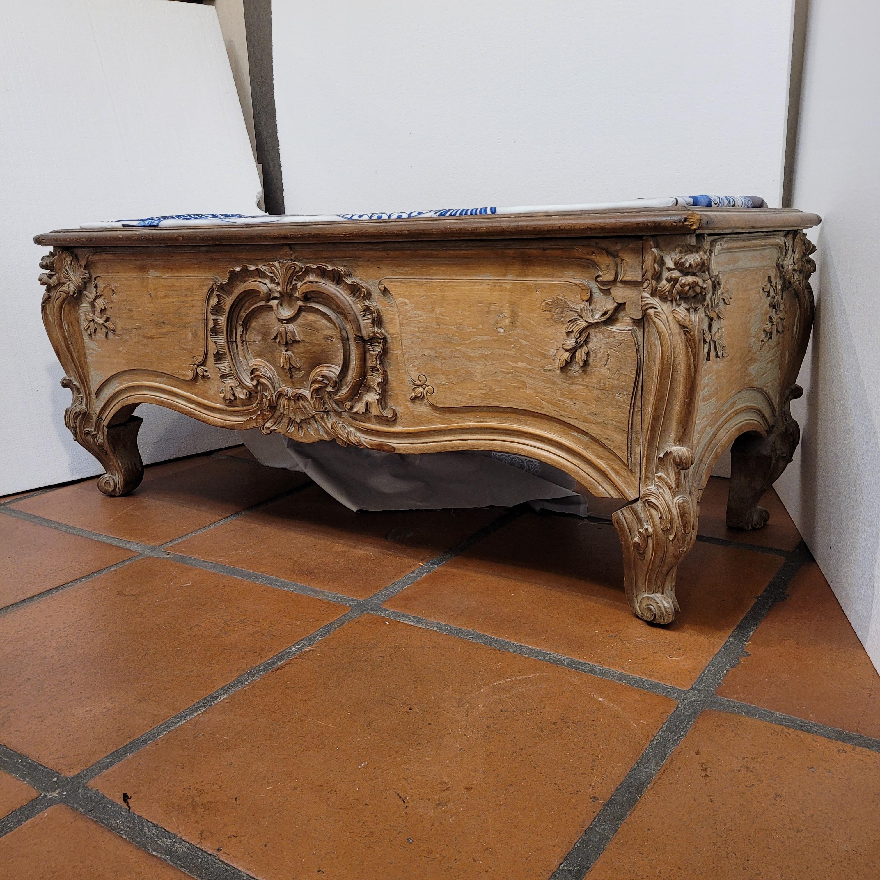 Bois Français Napoléon III rose Banc Provençal  en bois lavé en vente