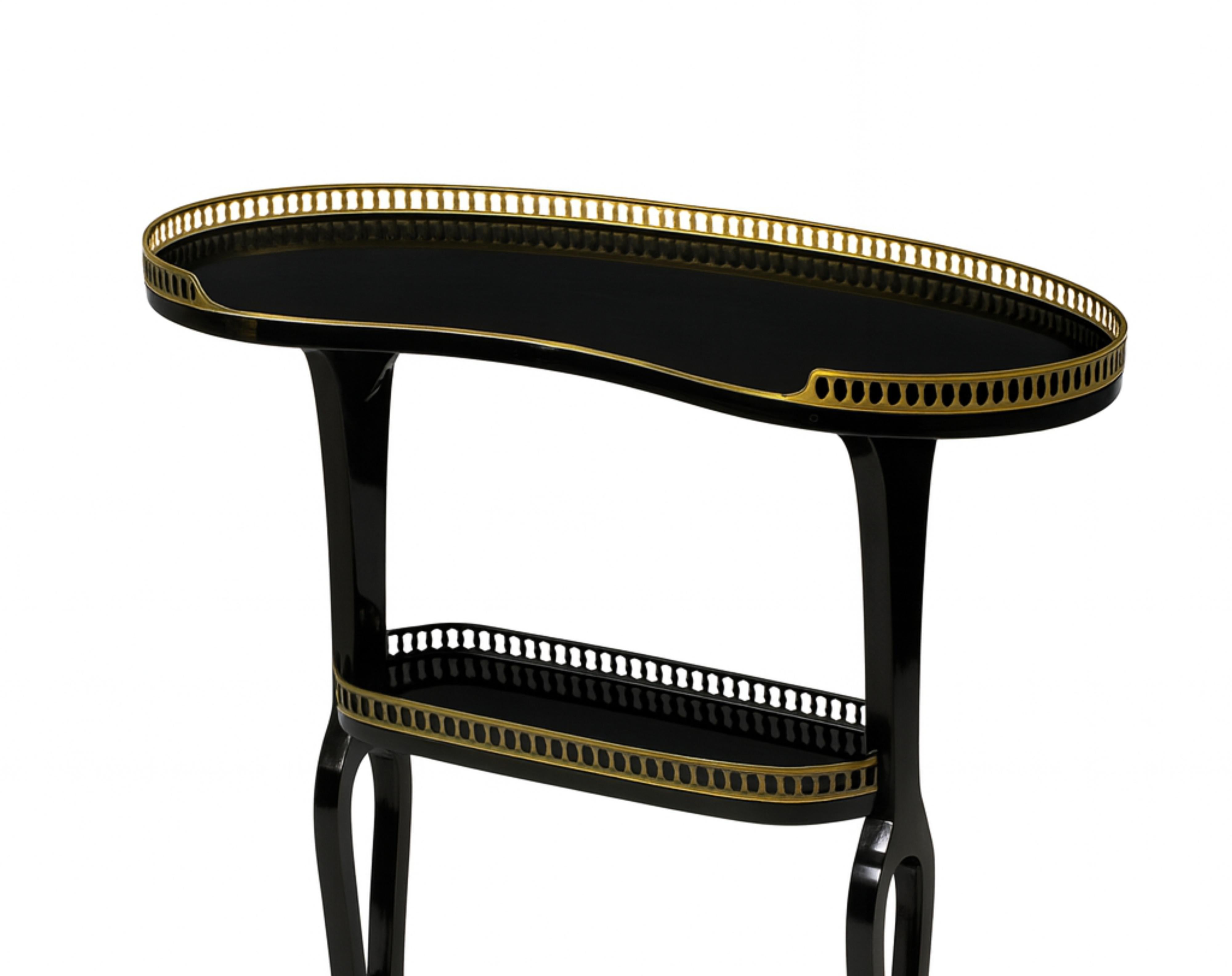 Laiton Table Guéridon en laque noire Napoléon III, 19e siècle en vente