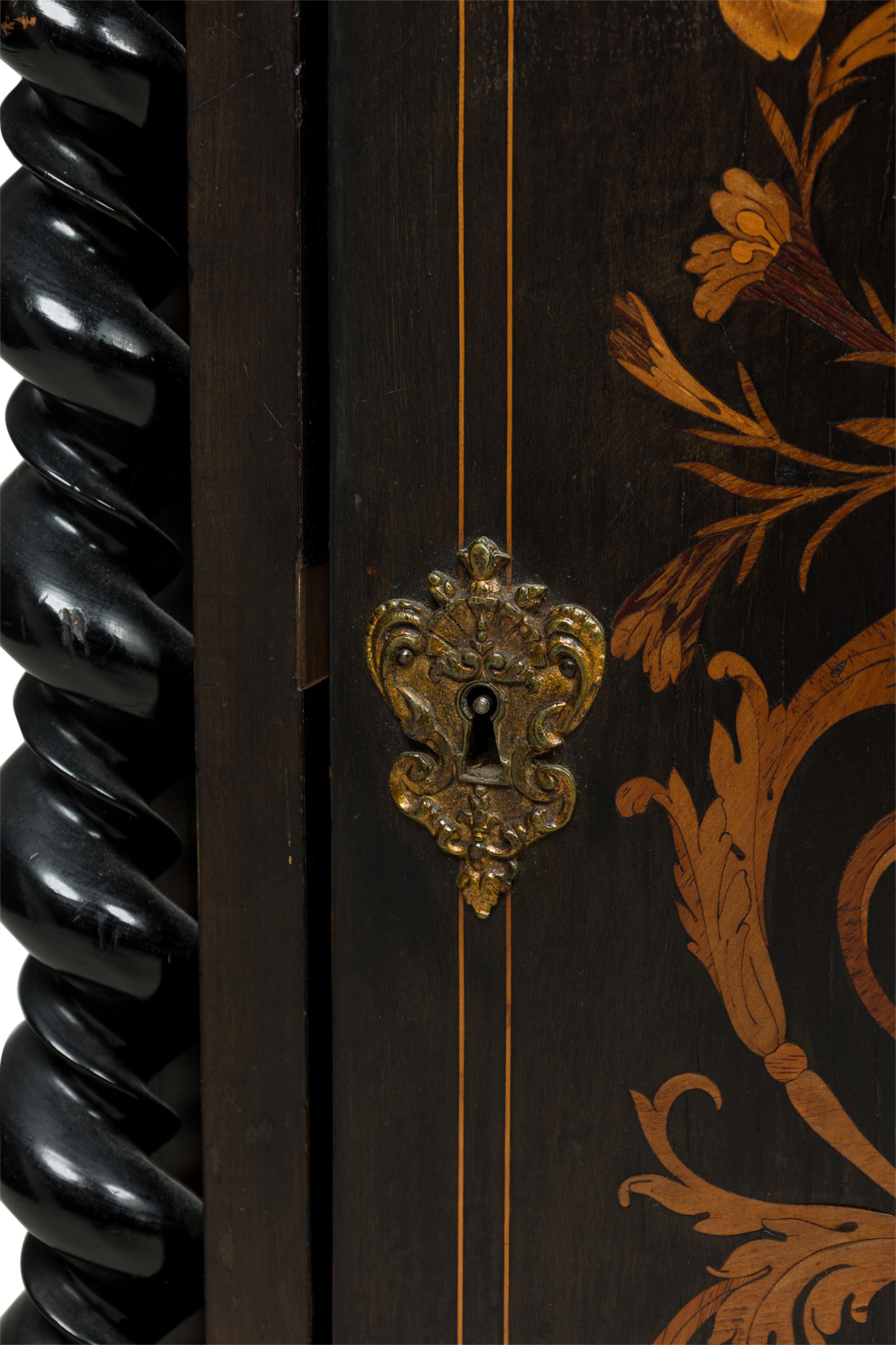 French Napoleon III Bone and Wood Floral Inlaid Credenza Cabinet For Sale 1