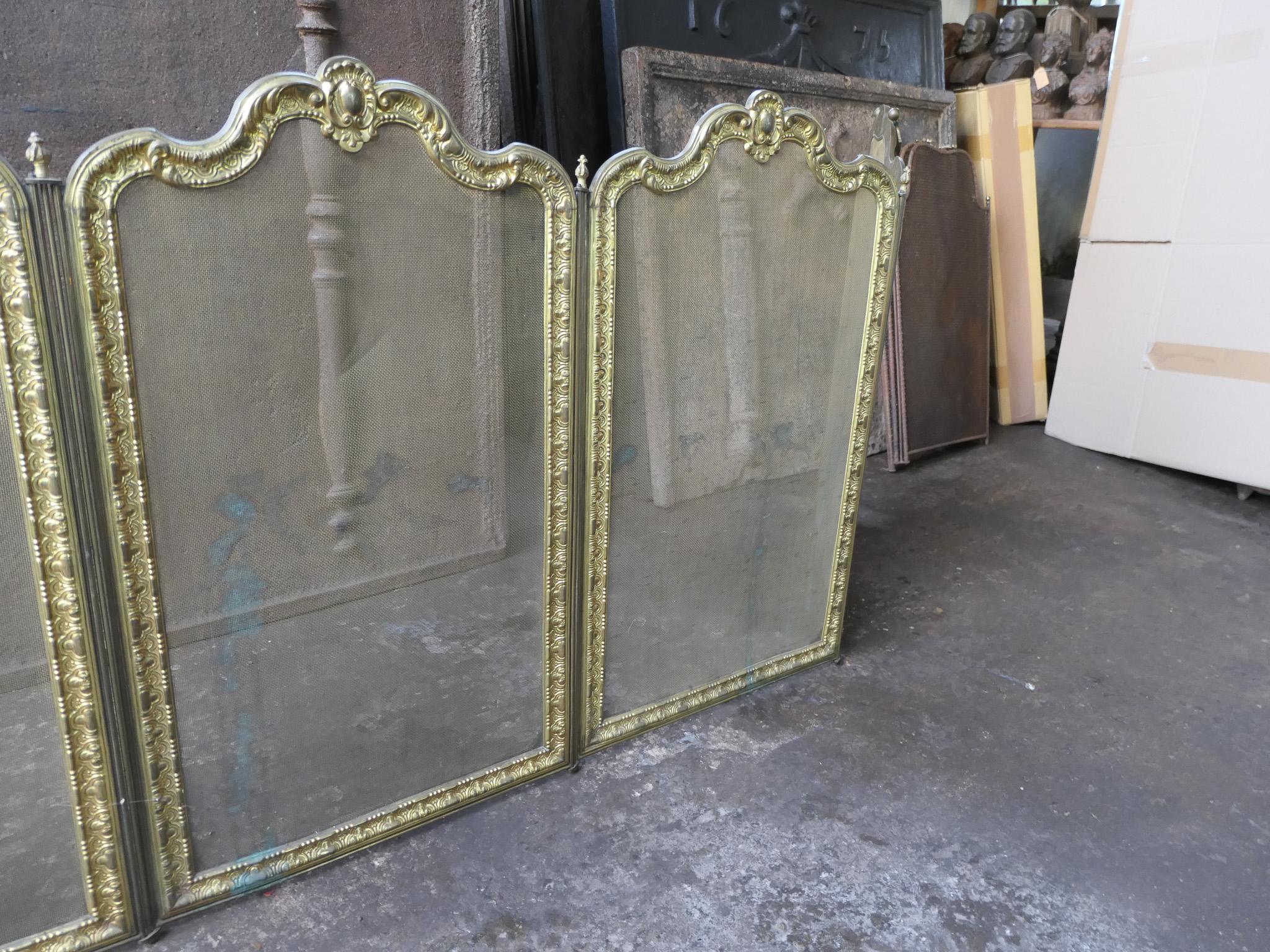 French Napoleon III 'Bouhon Frères' Fireplace Screen or Fire Screen For Sale 11