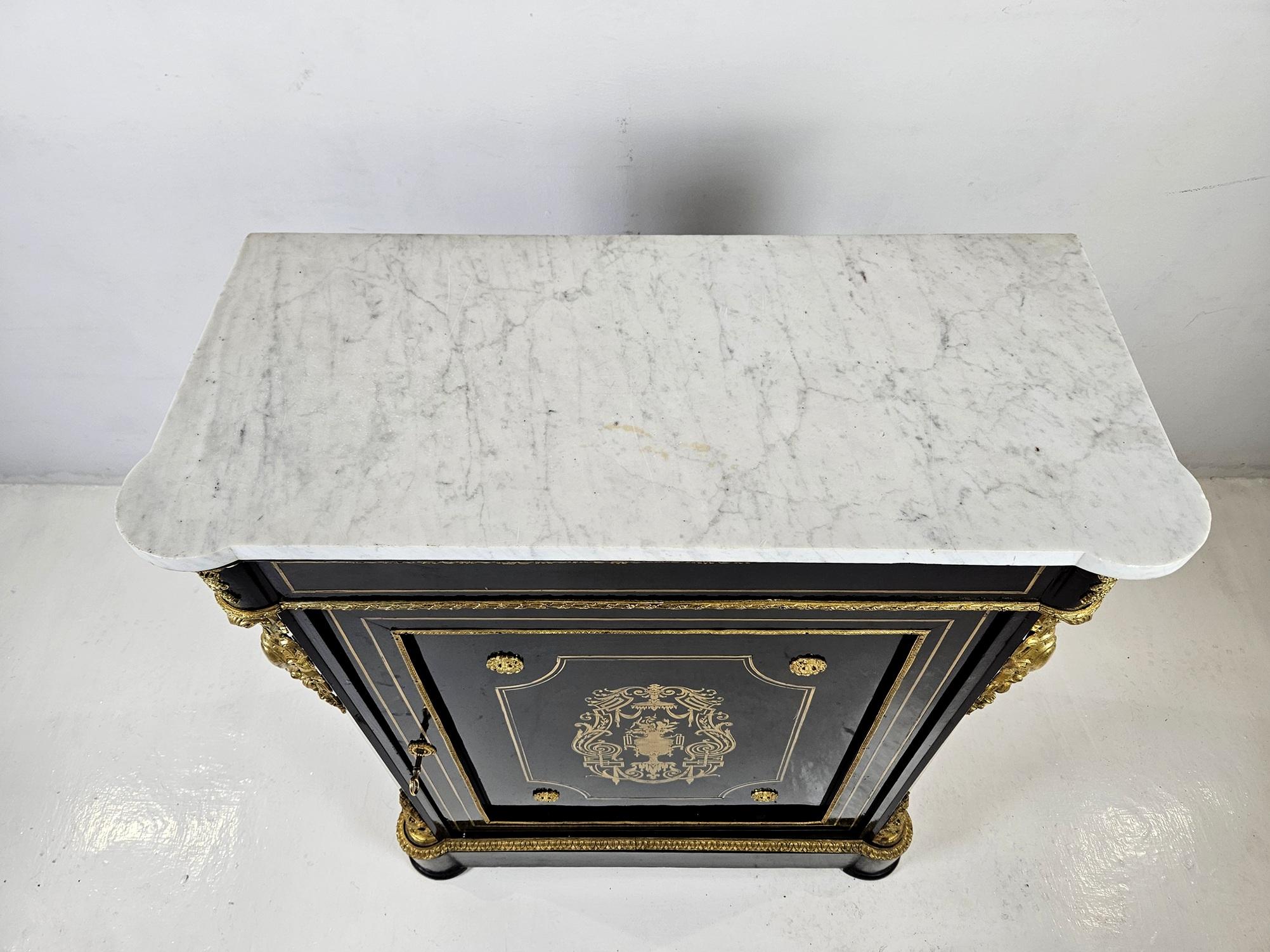 XIXe siècle Cabinet Boulle français Napoléon III vers 1880 en vente