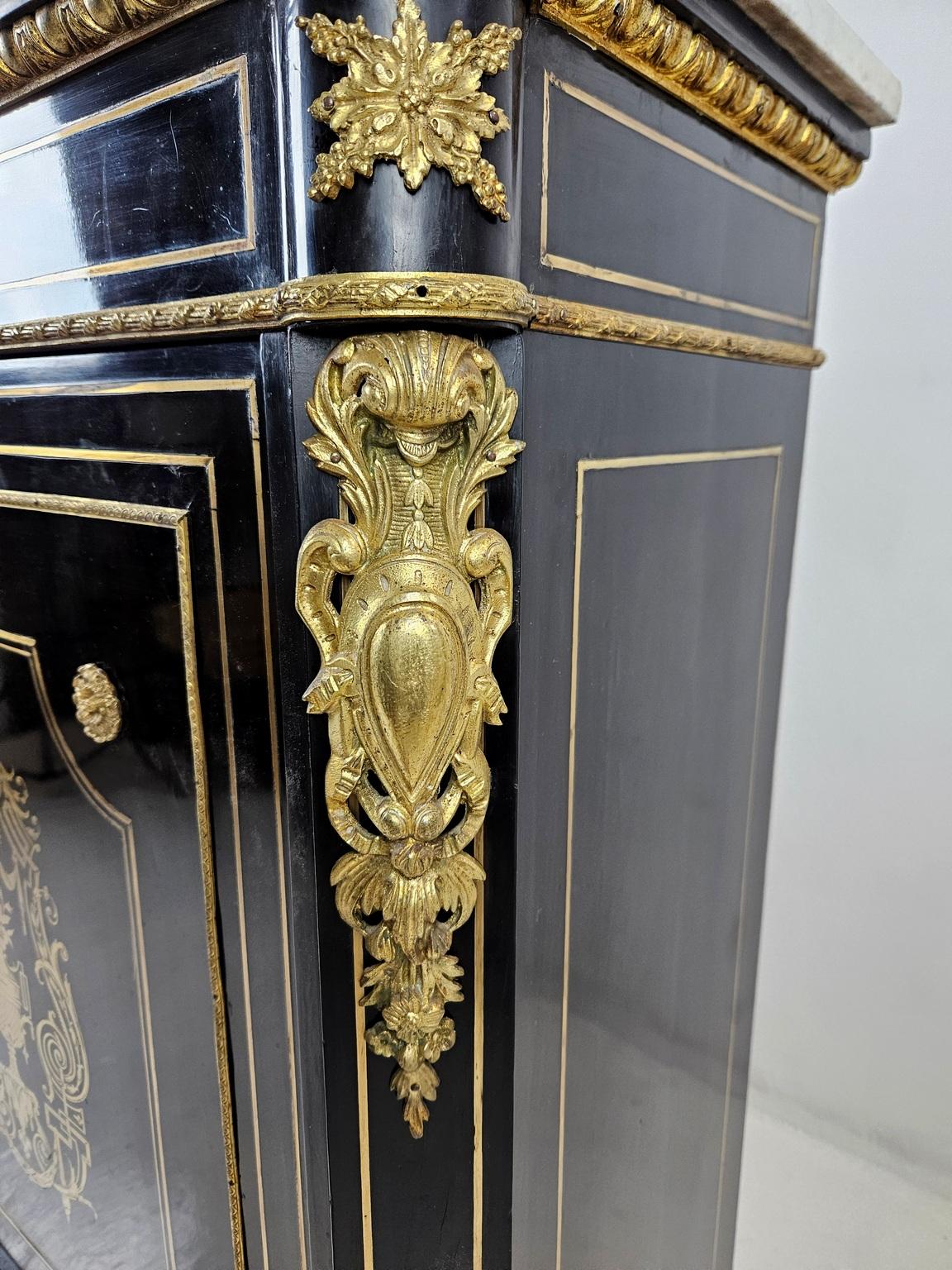 Cabinet Boulle français Napoléon III vers 1880 en vente 1