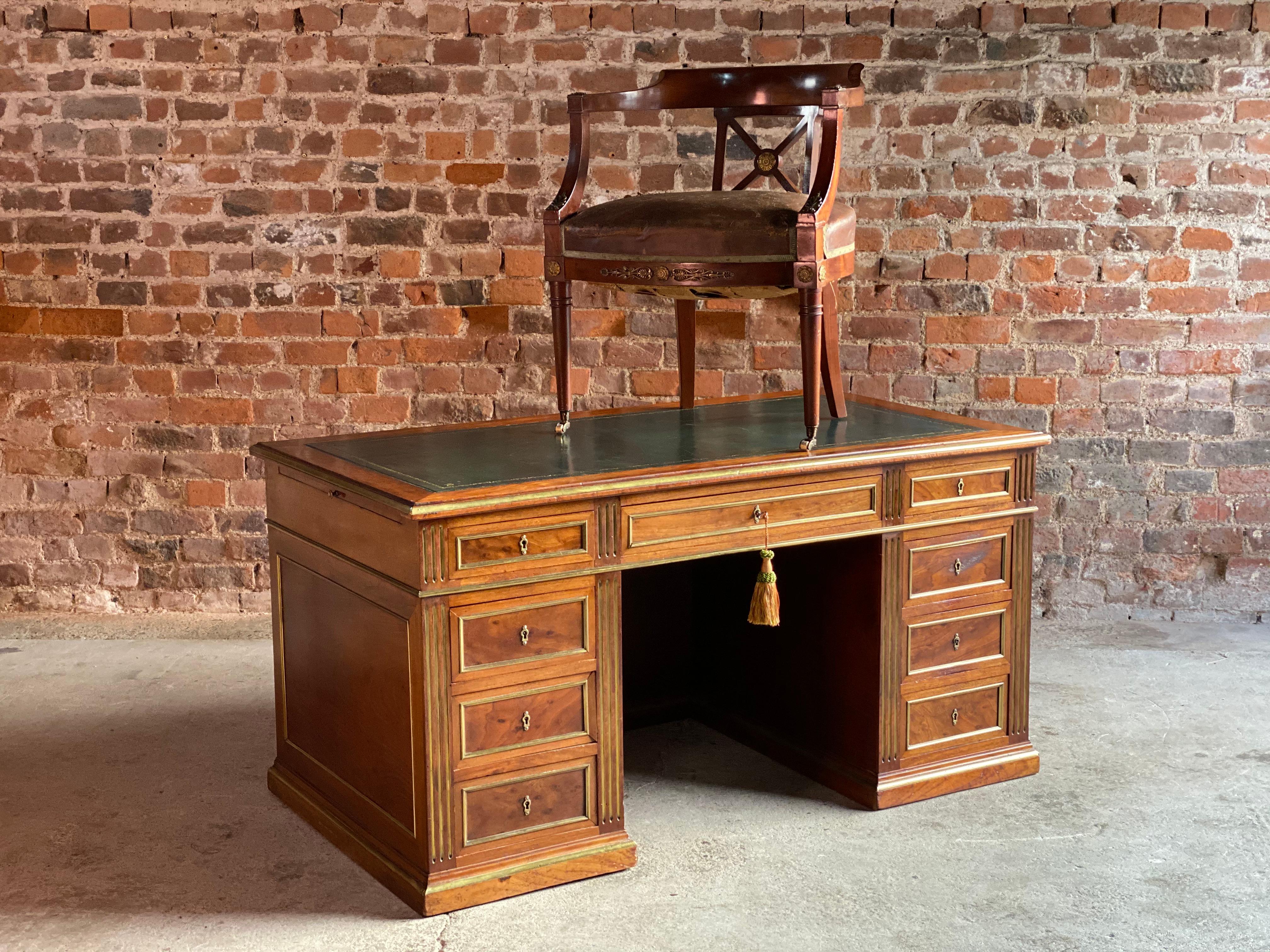 French Napoleon III Brass Mounted Plum Pudding Desk and Chair, circa 1890 In Good Condition In Longdon, Tewkesbury