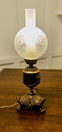 French Napoleon III Brass Oil Lamp Decorated with Lions and Chains