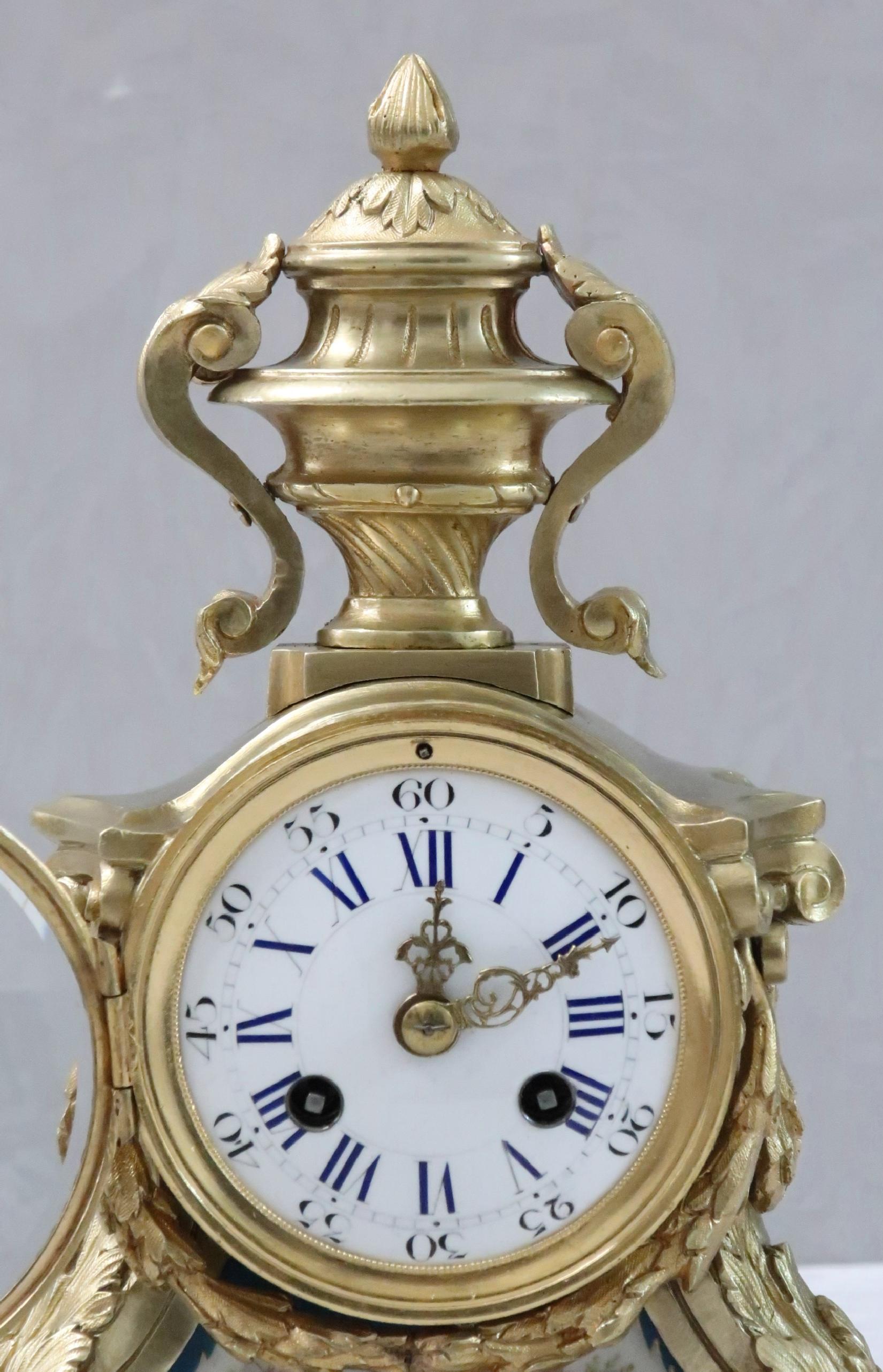 French Napoleon III Bronze Gilt Mantel Clock with Porcelain Panels In Good Condition For Sale In Macclesfield, GB