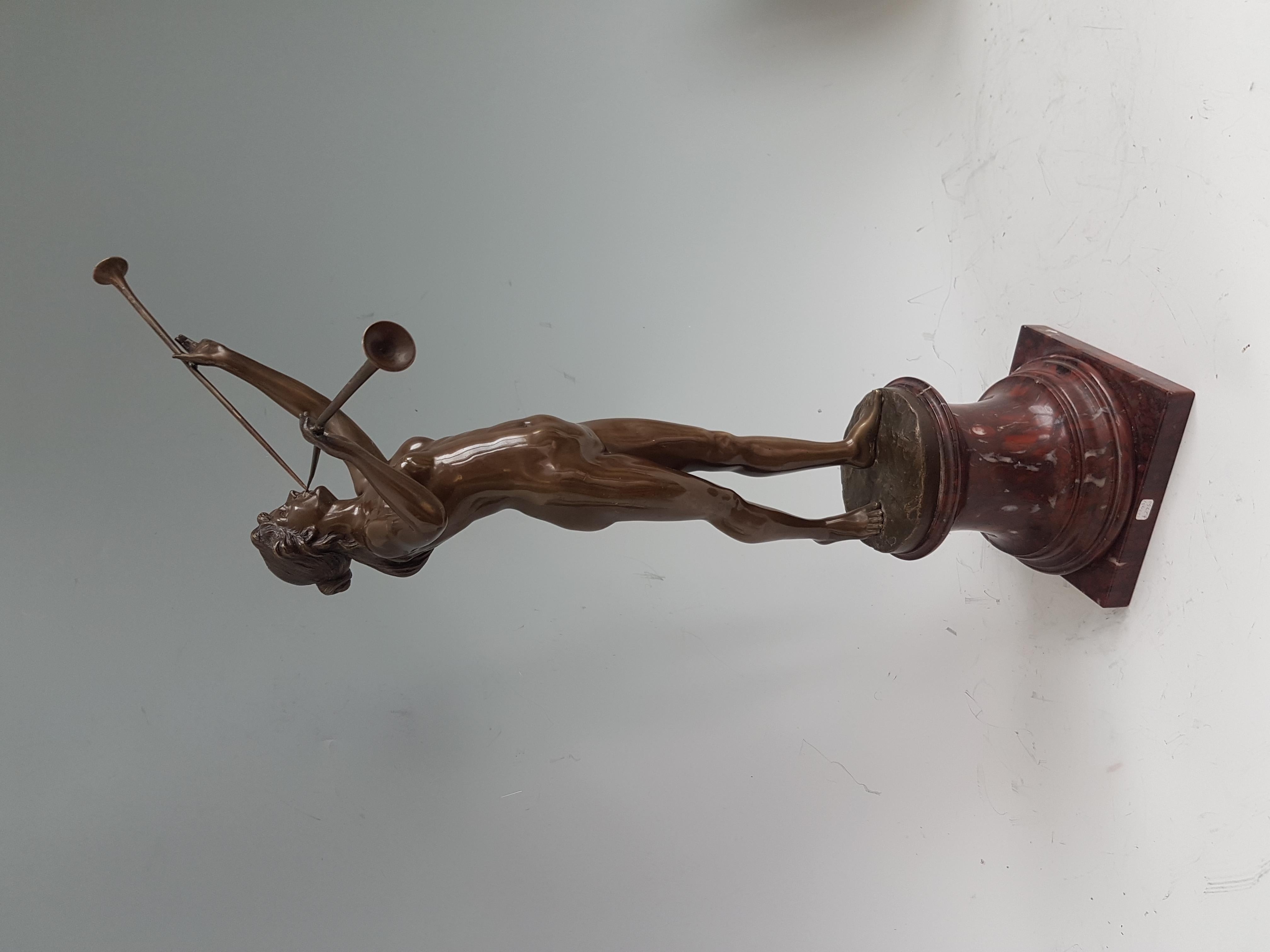 Art Nouveau French Napoleon III Bronze Pipe Girl on Shaped Rouge Marble Base For Sale
