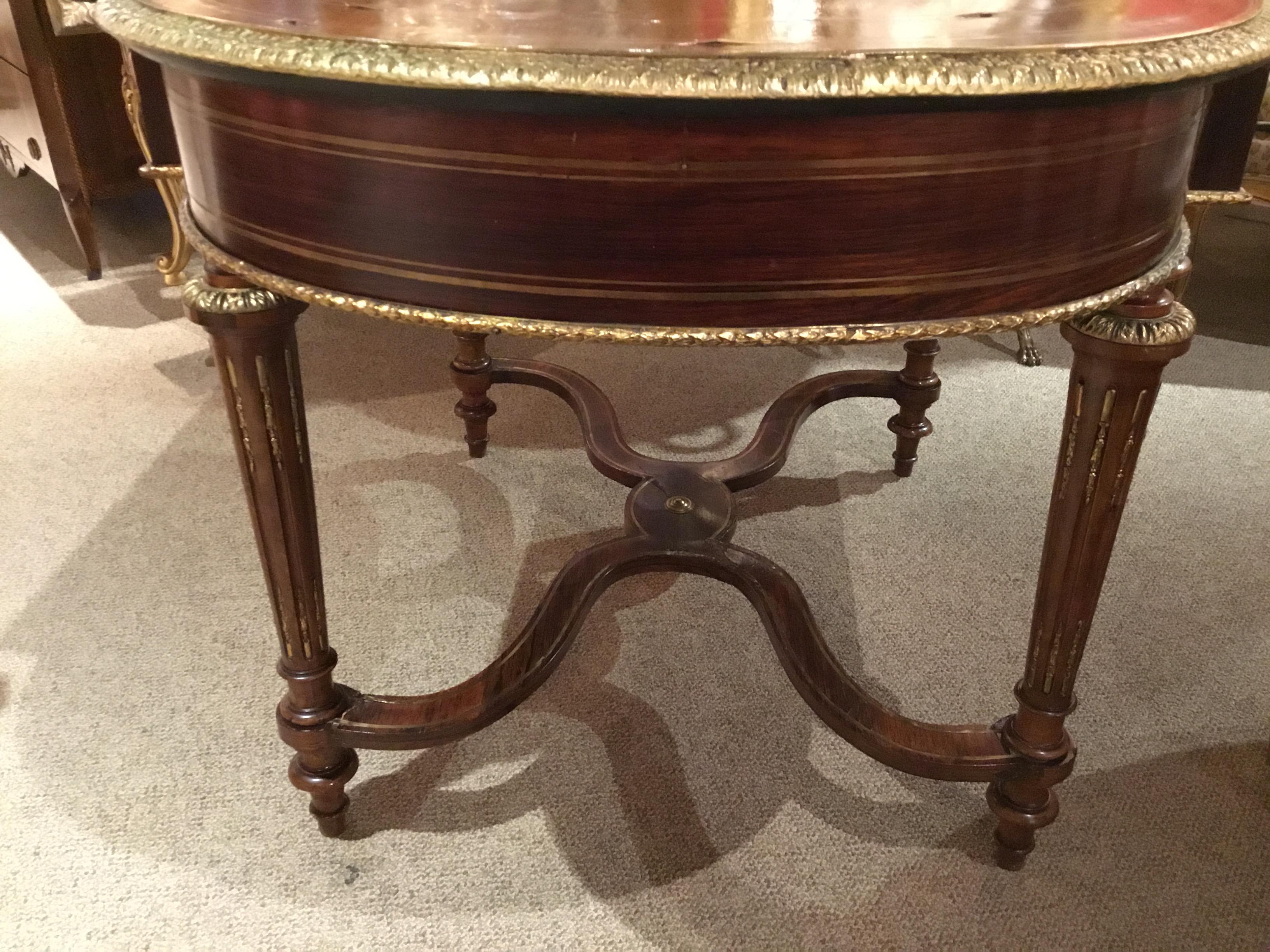 French Napoleon III Center Table, Oval Form, Brass Inlays, and Gilt Bronze Trim In Good Condition For Sale In Houston, TX