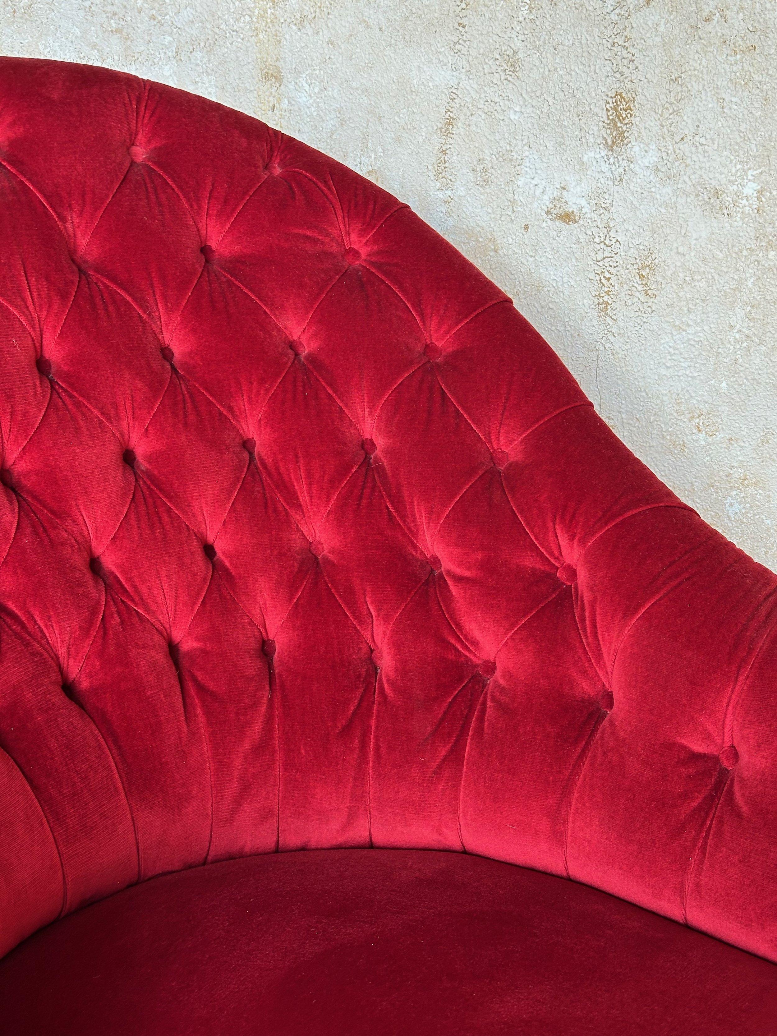French Napoleon III Chaise in Red Velvet For Sale 12