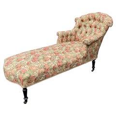 French Napoleon III Chaise with Tufted Back