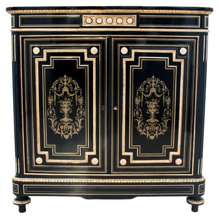 French Napoleon III Chest of Drawers, circa 1860 For Sale at 1stDibs
