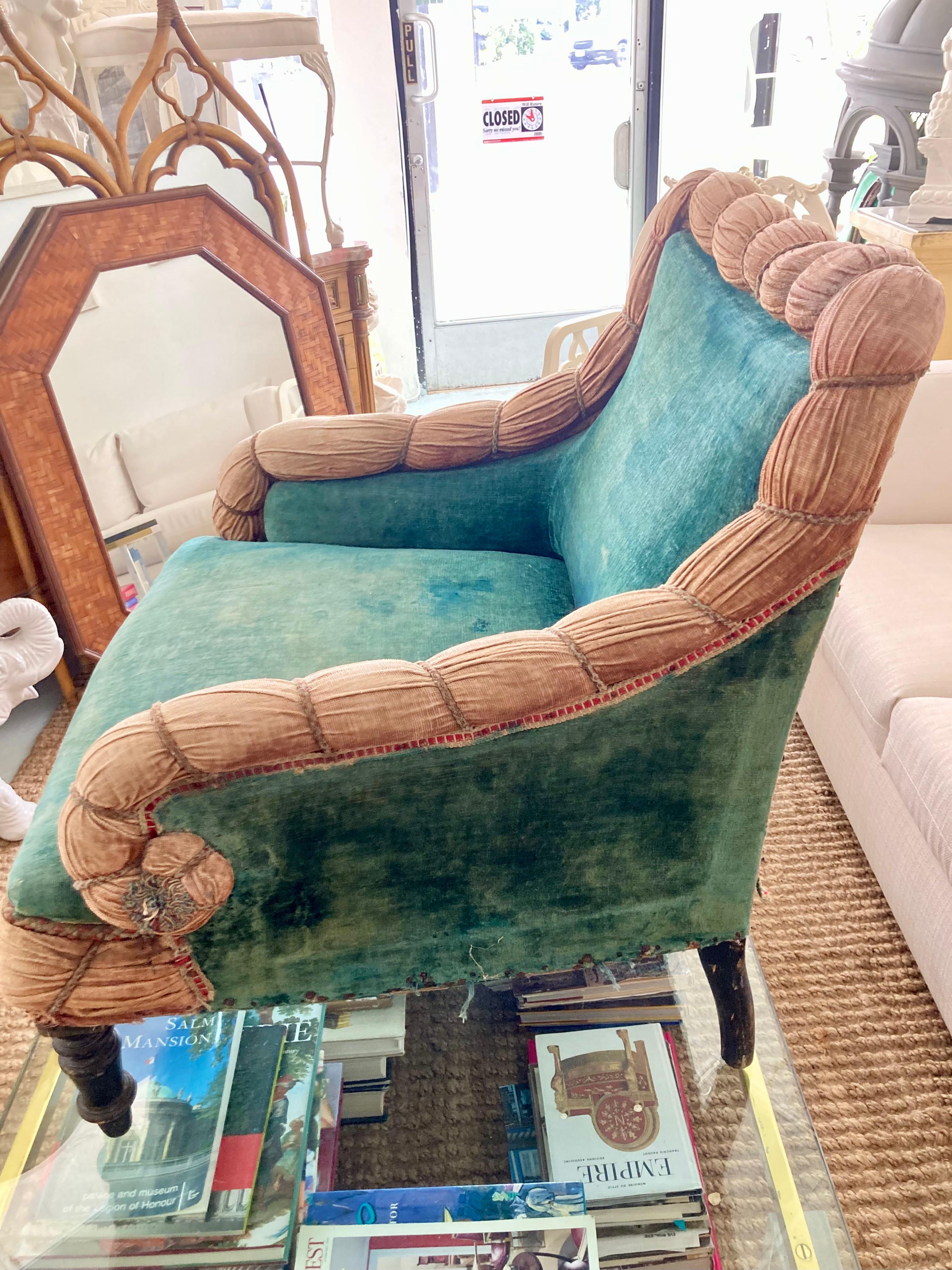 French Napoleon III Club Chair in Original Textiles In Good Condition For Sale In Los Angeles, CA