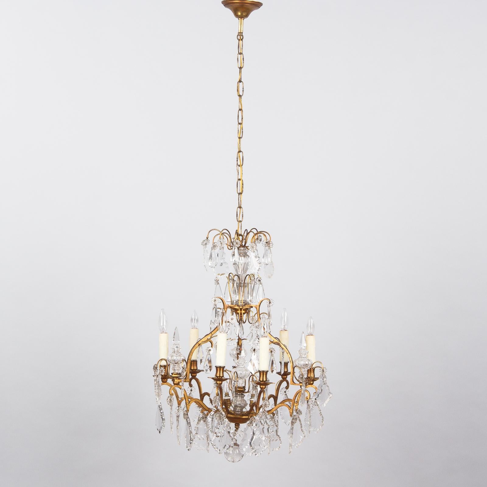 French Napoleon III Crystal and Gilded Bronze Chandelier, circa 1870s In Good Condition In Austin, TX