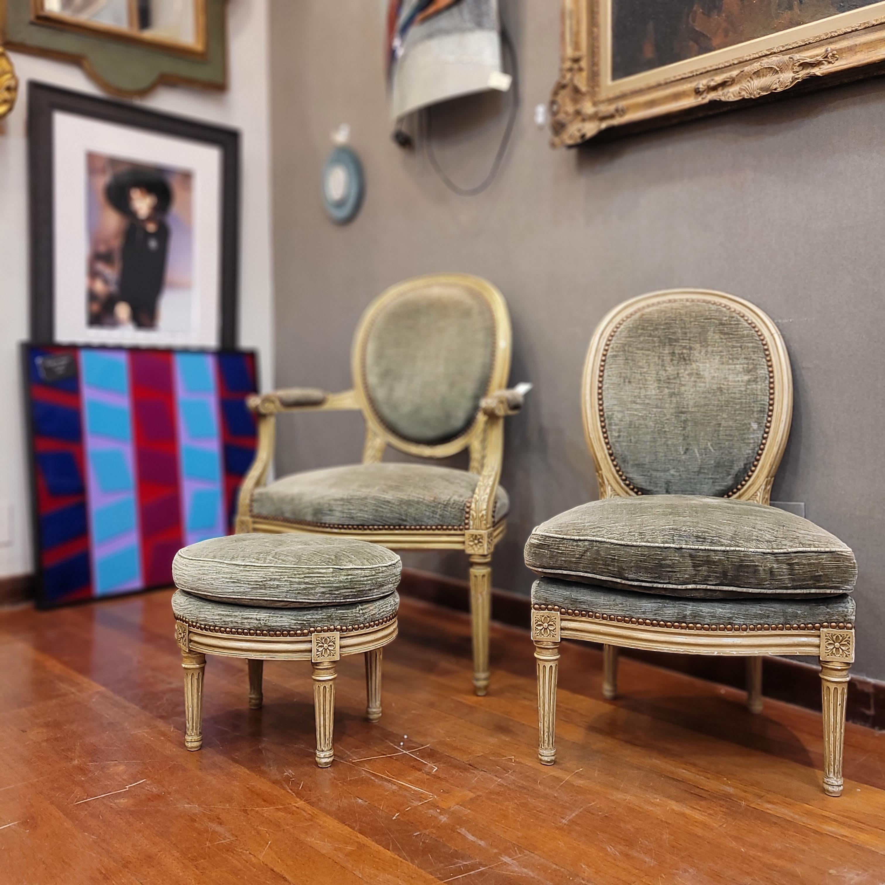  French Napoleon III  dry green set of 3  seats, Louis XVI style  For Sale 9