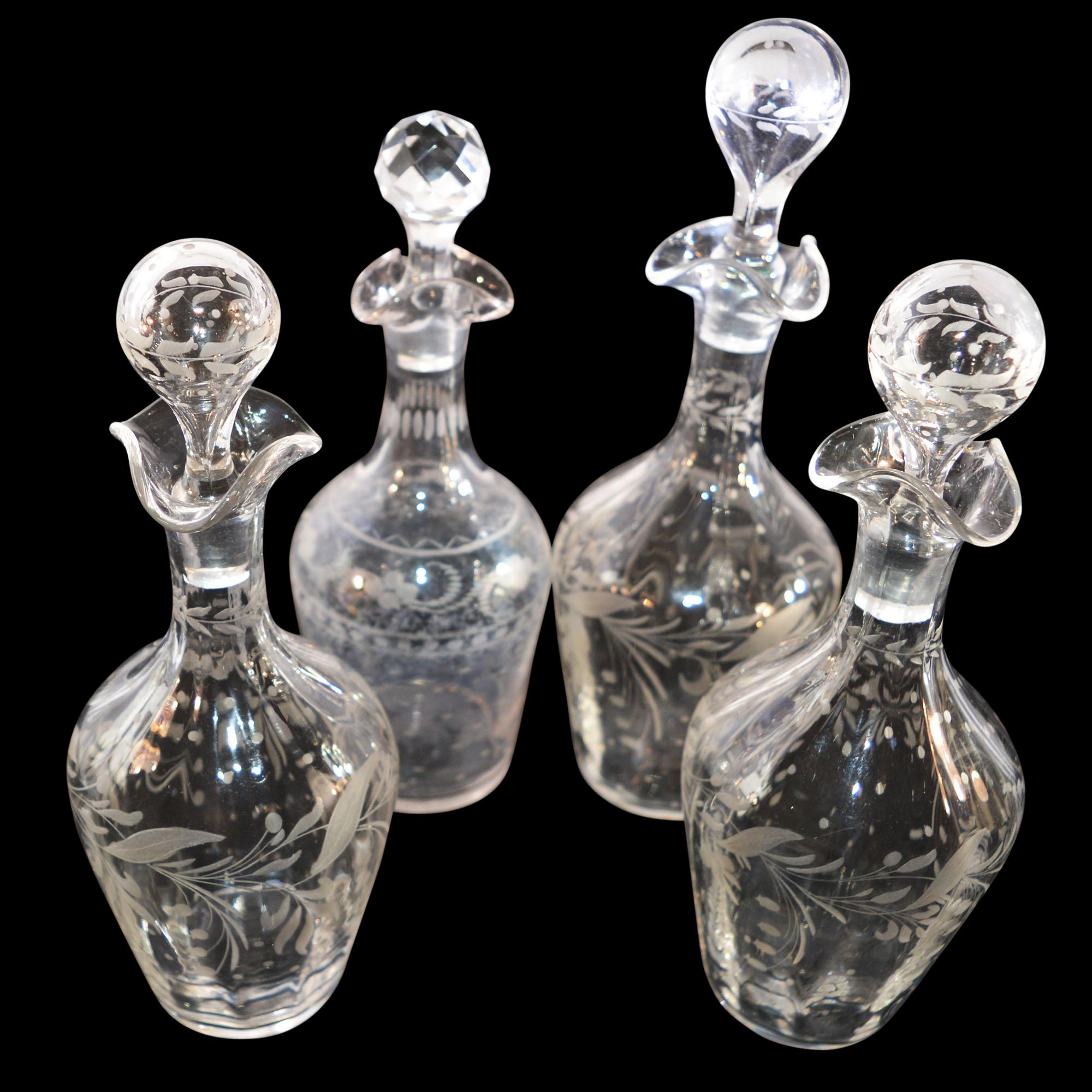 19th Century French Napoleon III Ebony and Rosewood Cave à Liqueur Tantalus Bohemian Glass