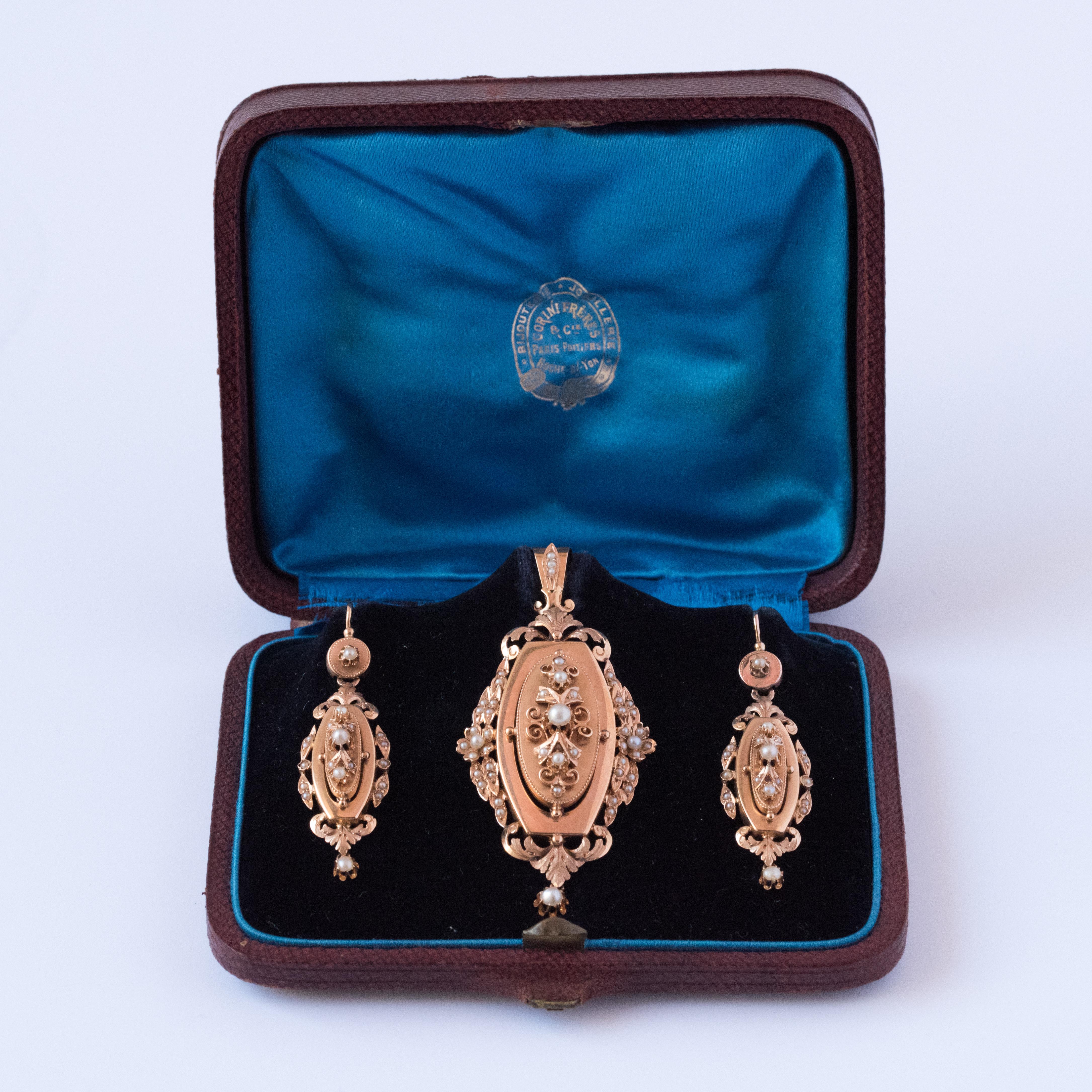 Women's French Napoleon III Fine Pearl Gold Dangle Earrings and Pendant Parure 