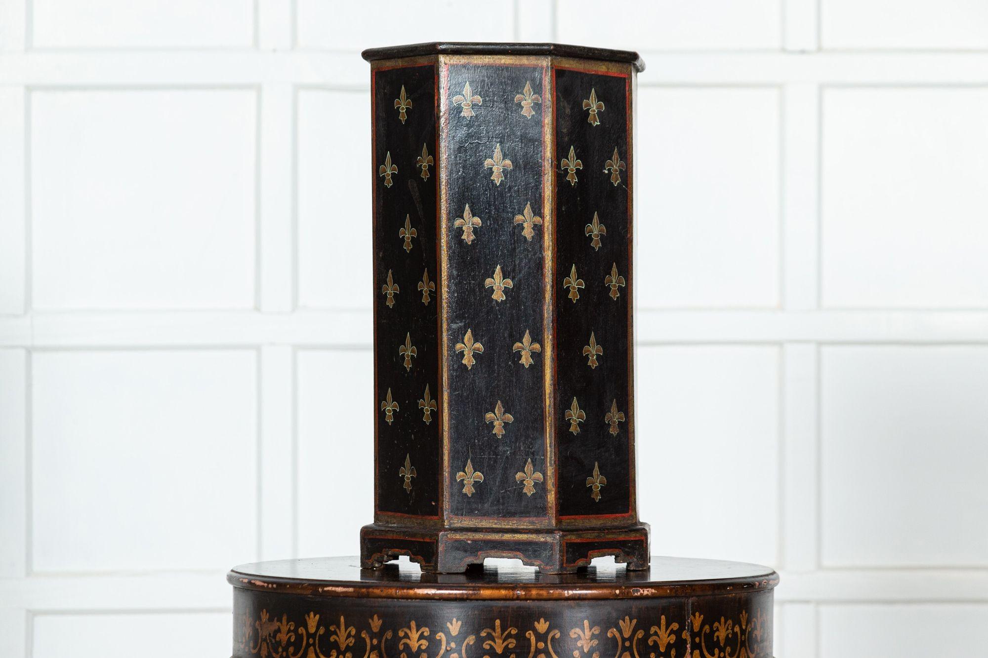 French Napoleon III Fleur De Lis Painted Umbrella Stand For Sale 3