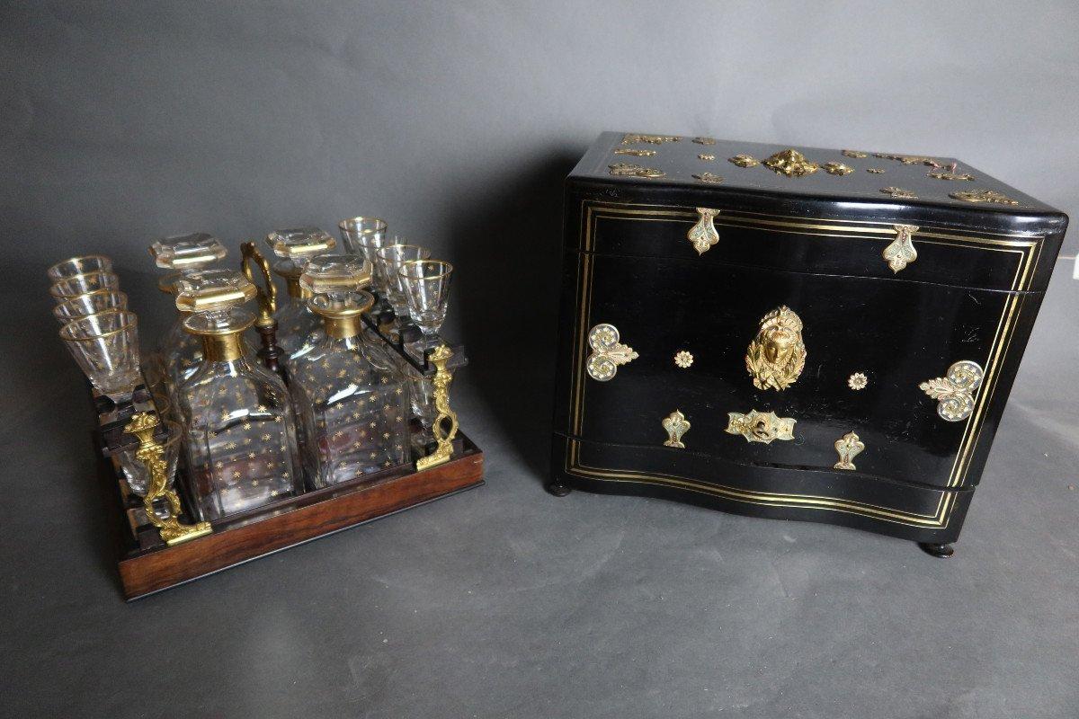 French Napoleon III Gilded Bronze and Blackened Wood Liquor Cellar In Good Condition For Sale In LEGNY, FR