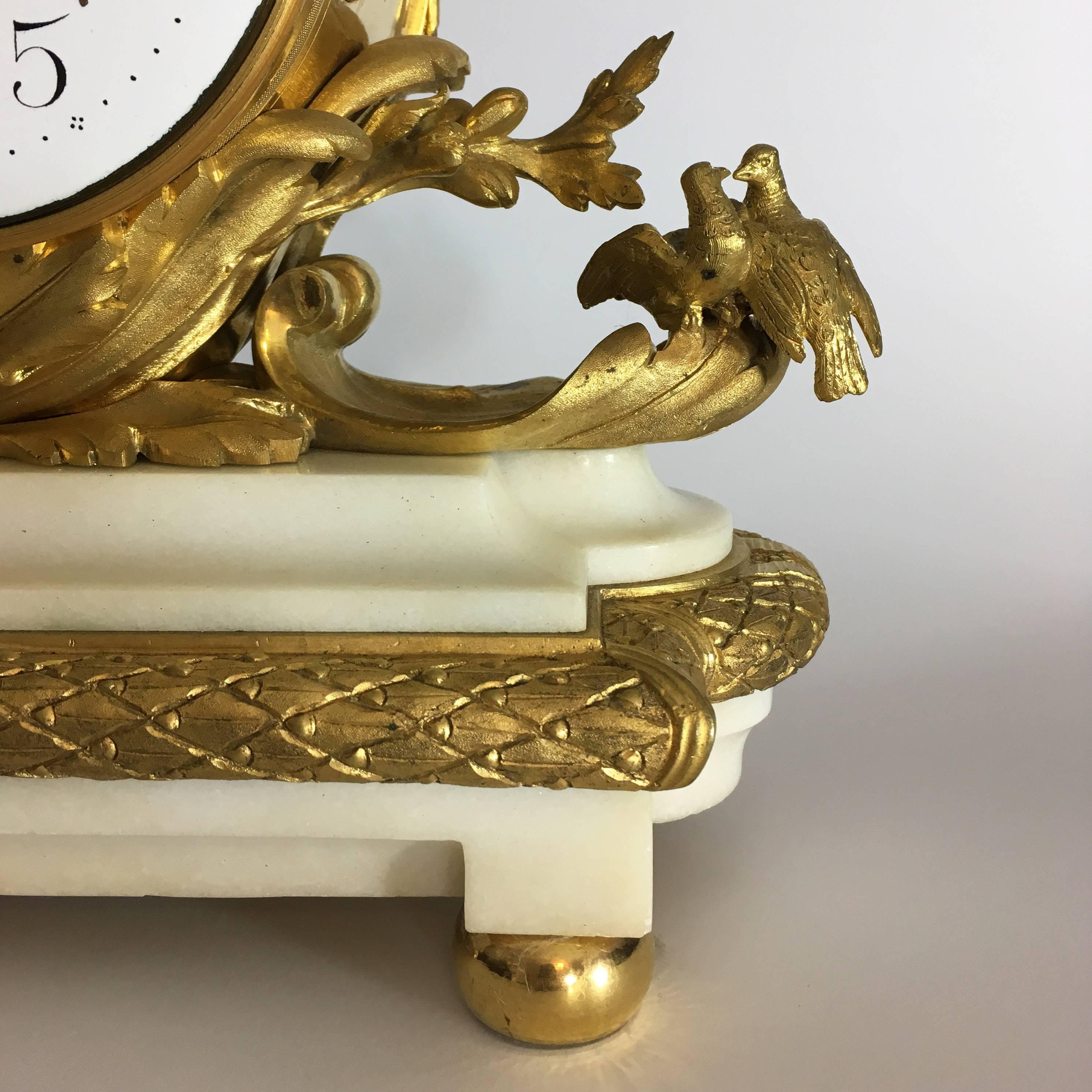 French Napoleon III Gilt Bronze and White Marble Clock Set For Sale 1